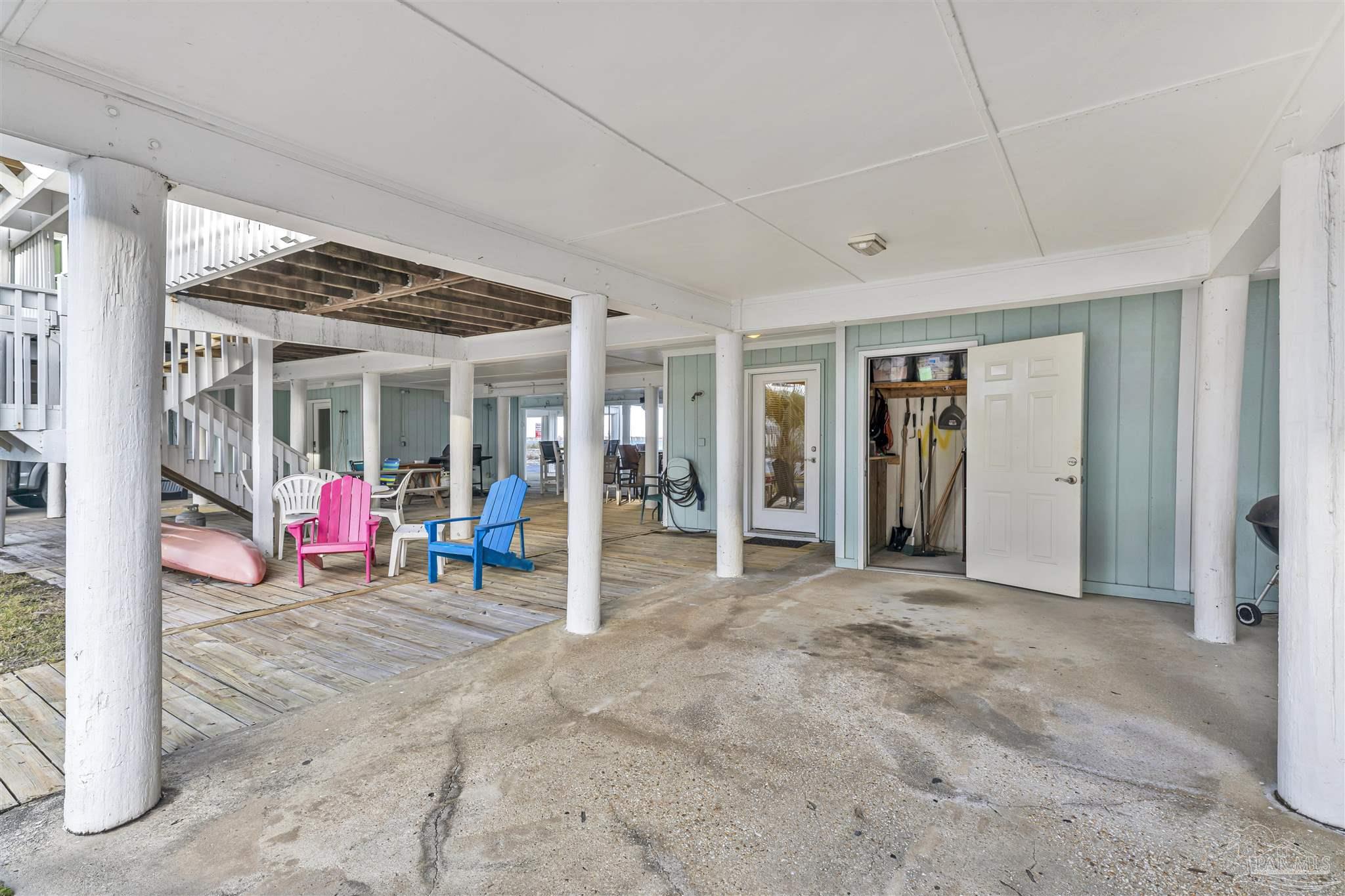 1100 Ft Pickens Rd # F4