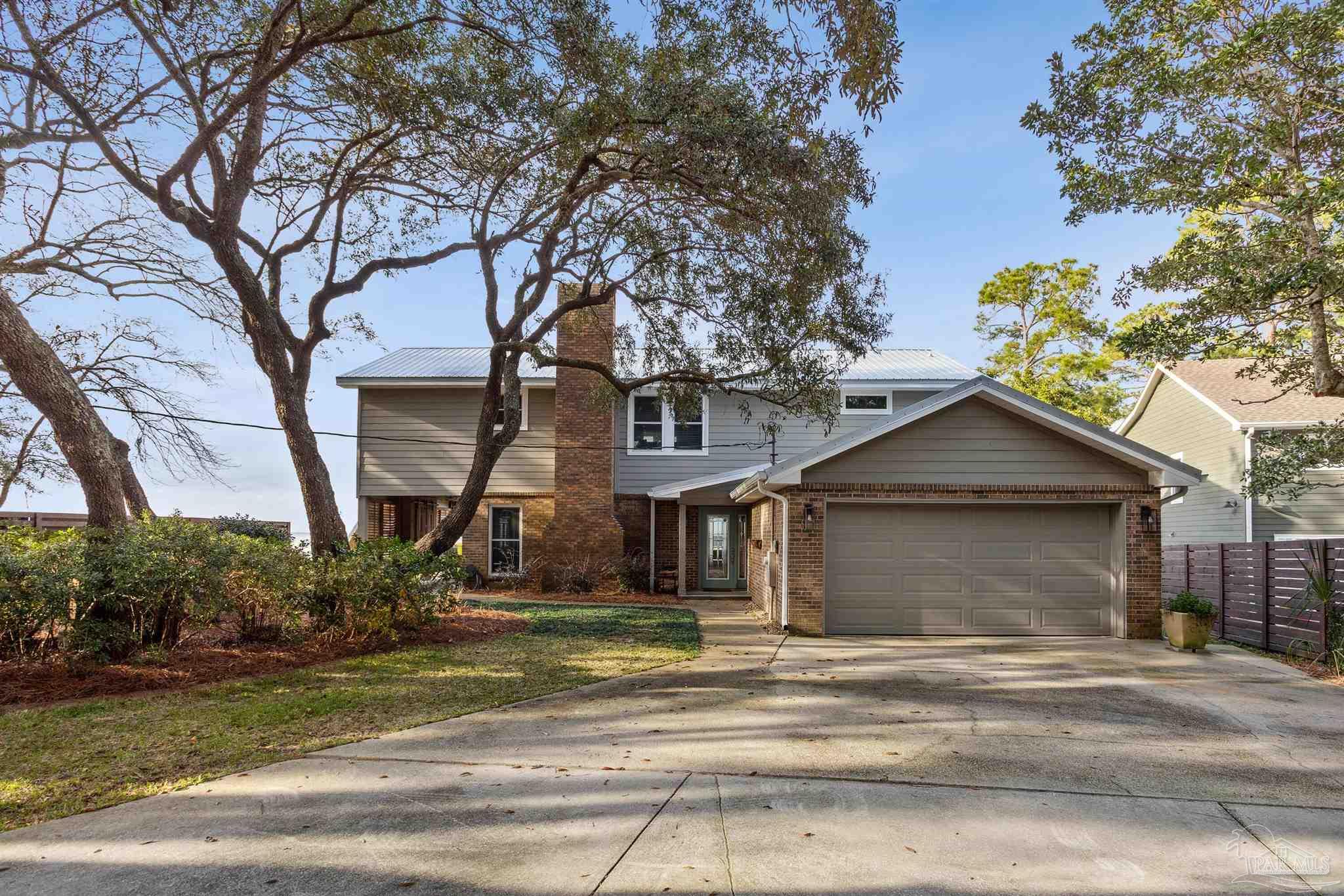 5636 East Bay Blvd