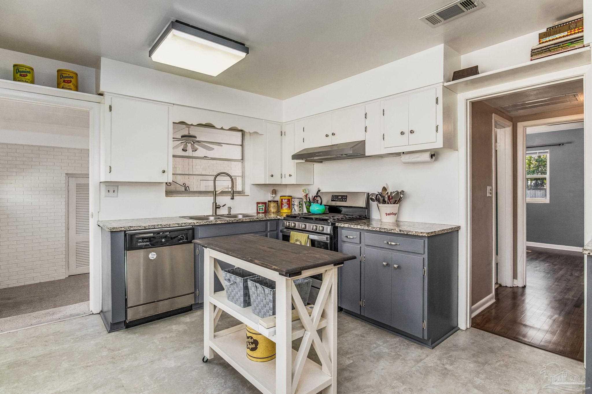5703 Almax Ct
