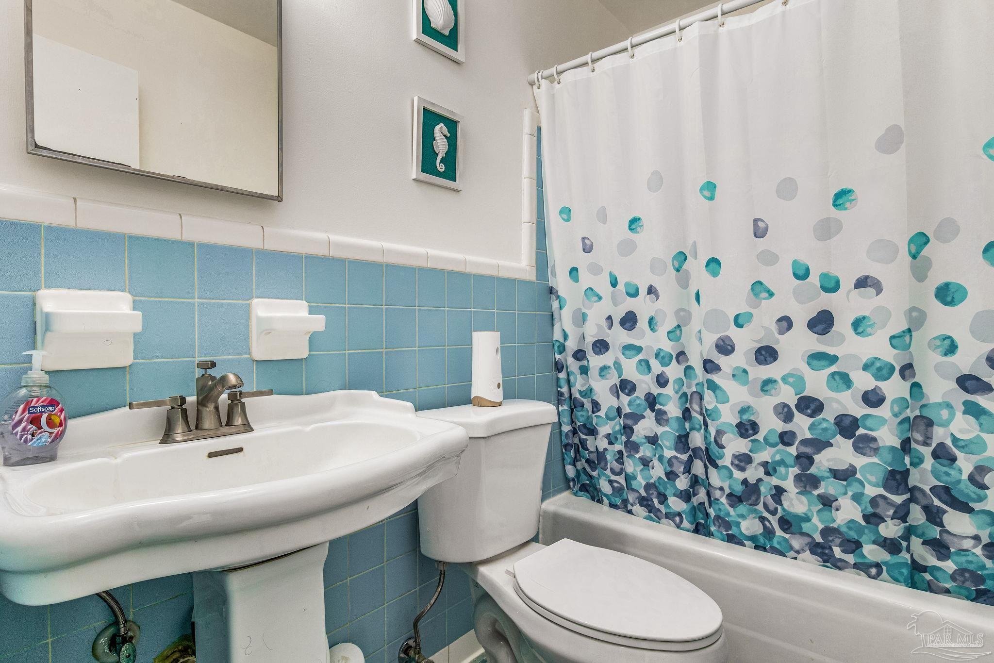 5703 Almax Ct