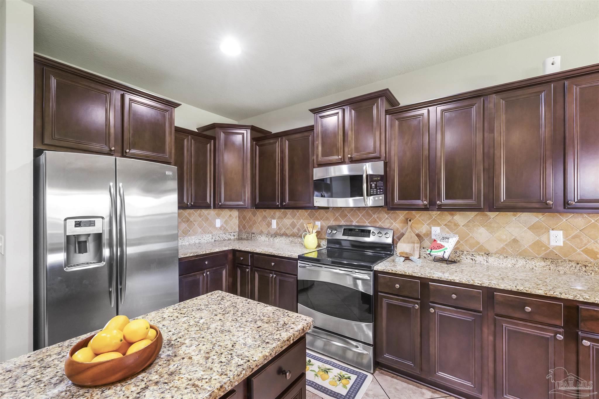 8661 Salt Grass Dr