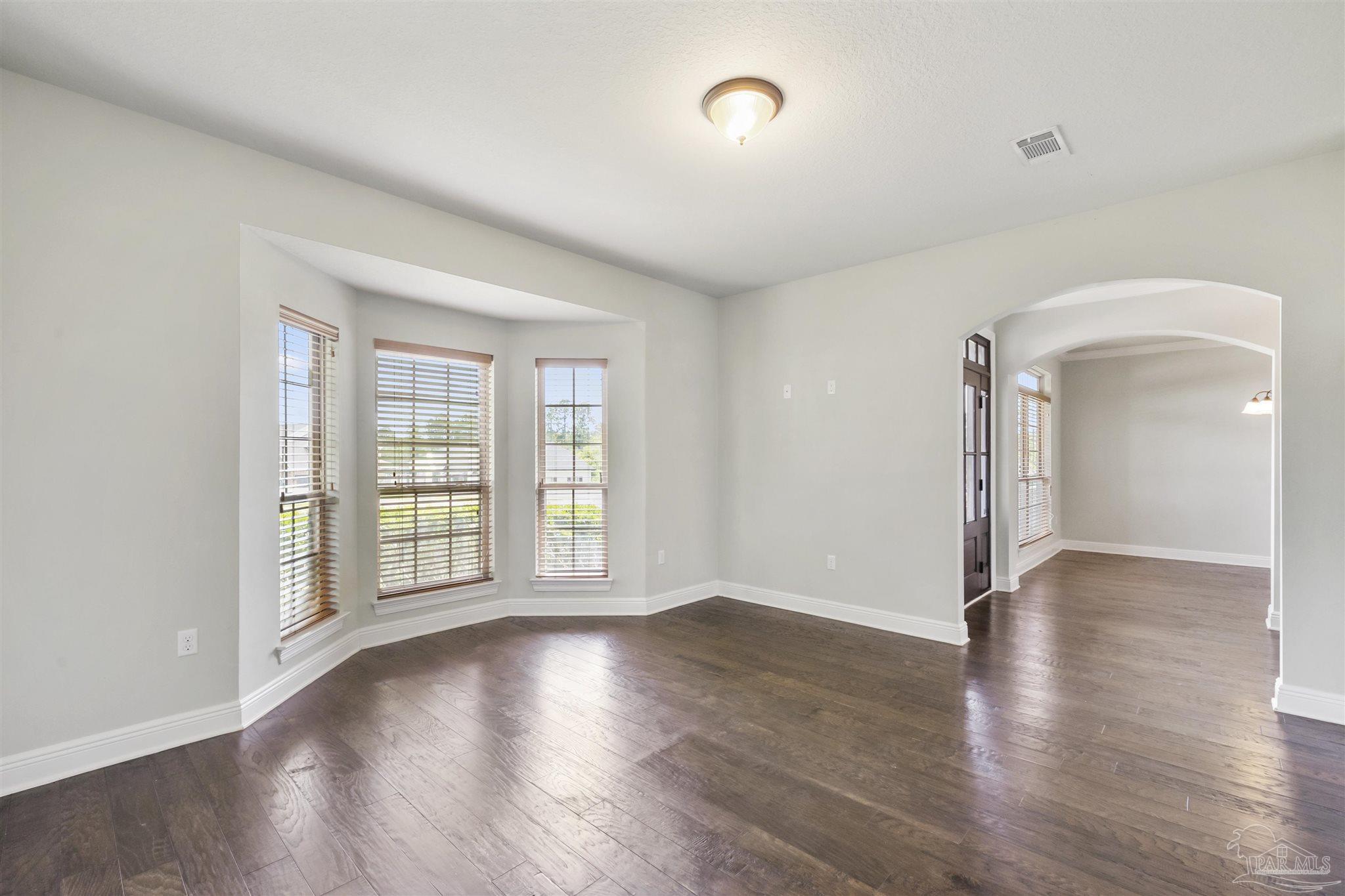 8661 Salt Grass Dr