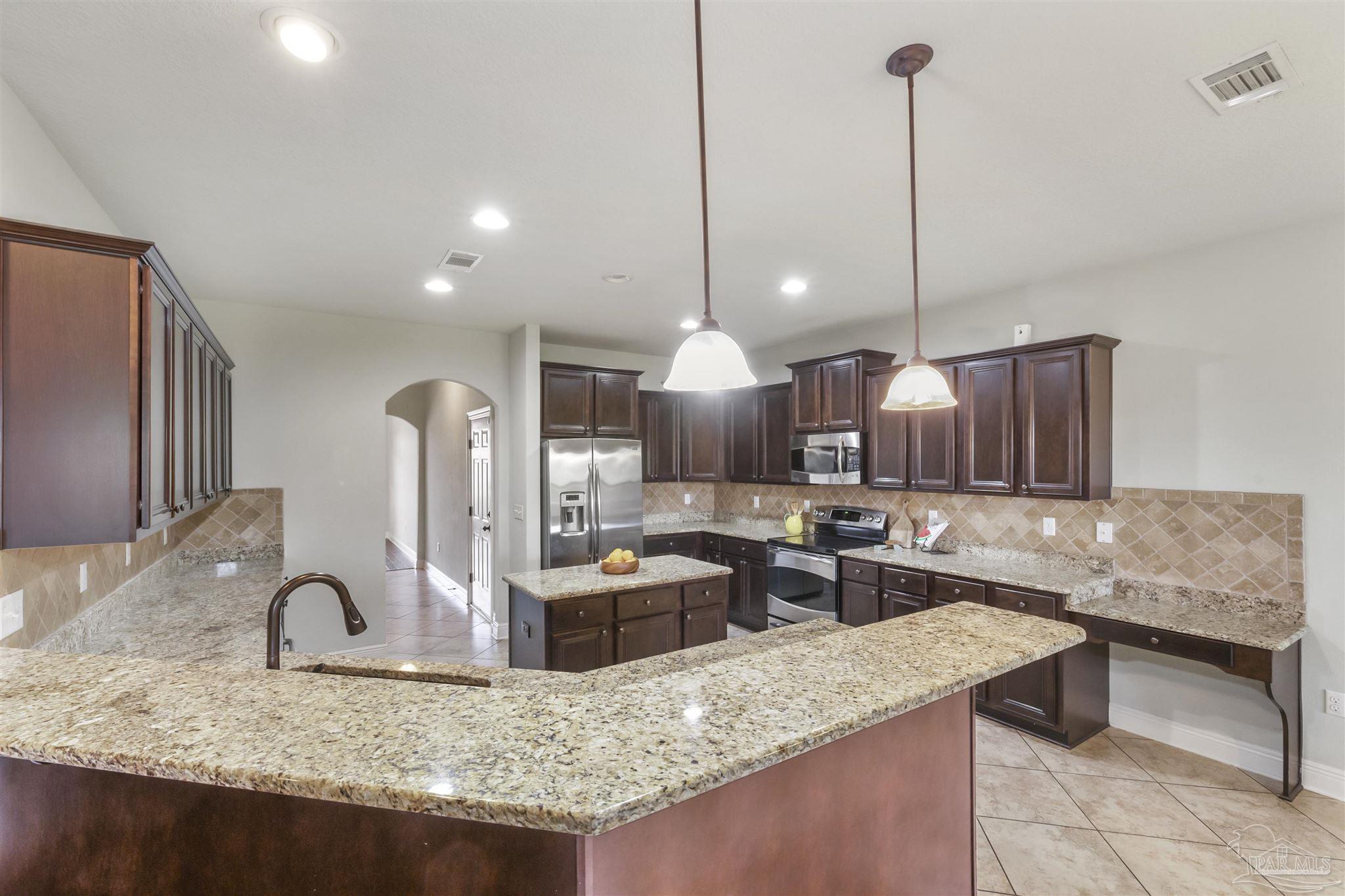 8661 Salt Grass Dr