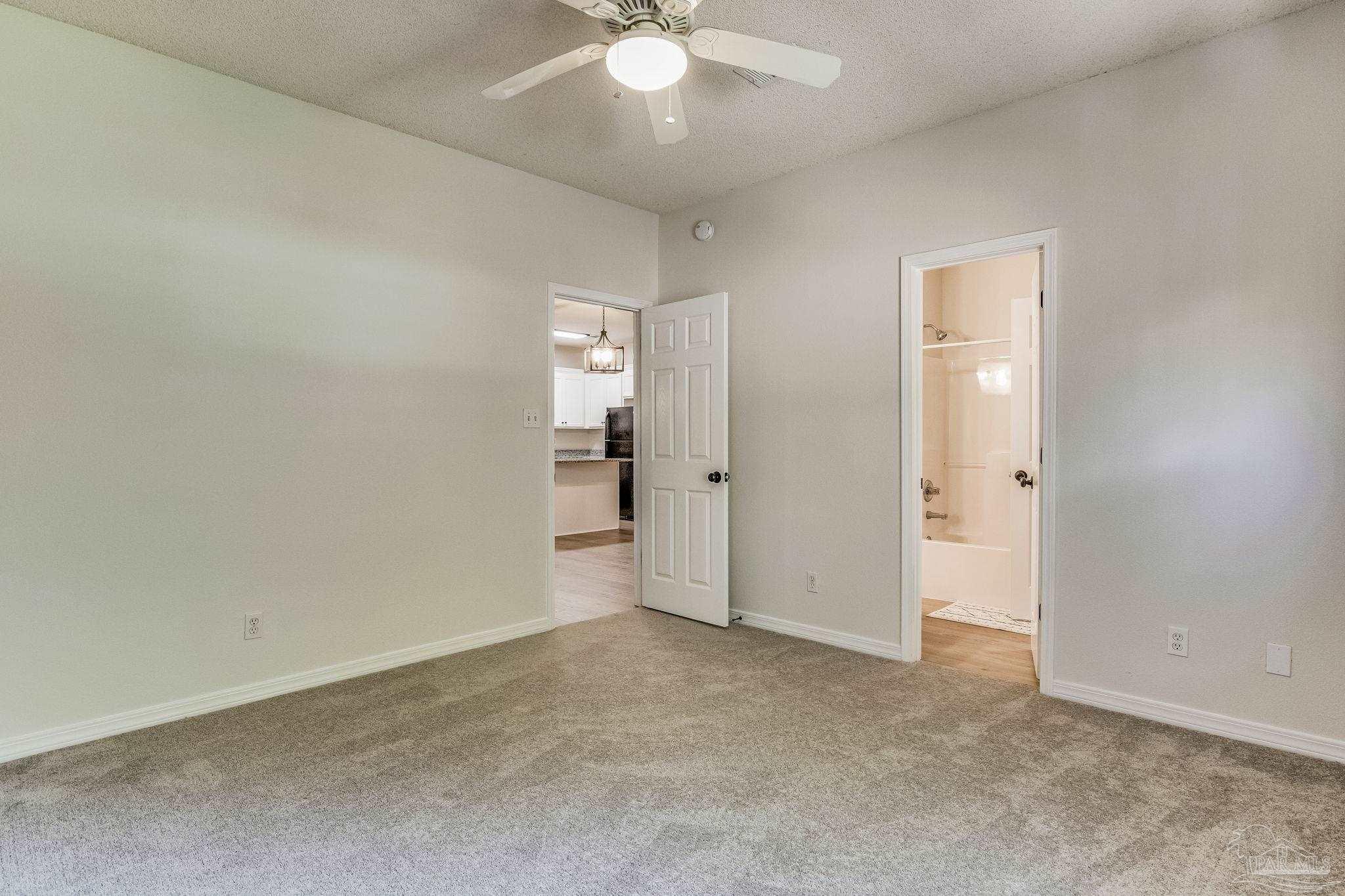 3227 E Gonzales St
