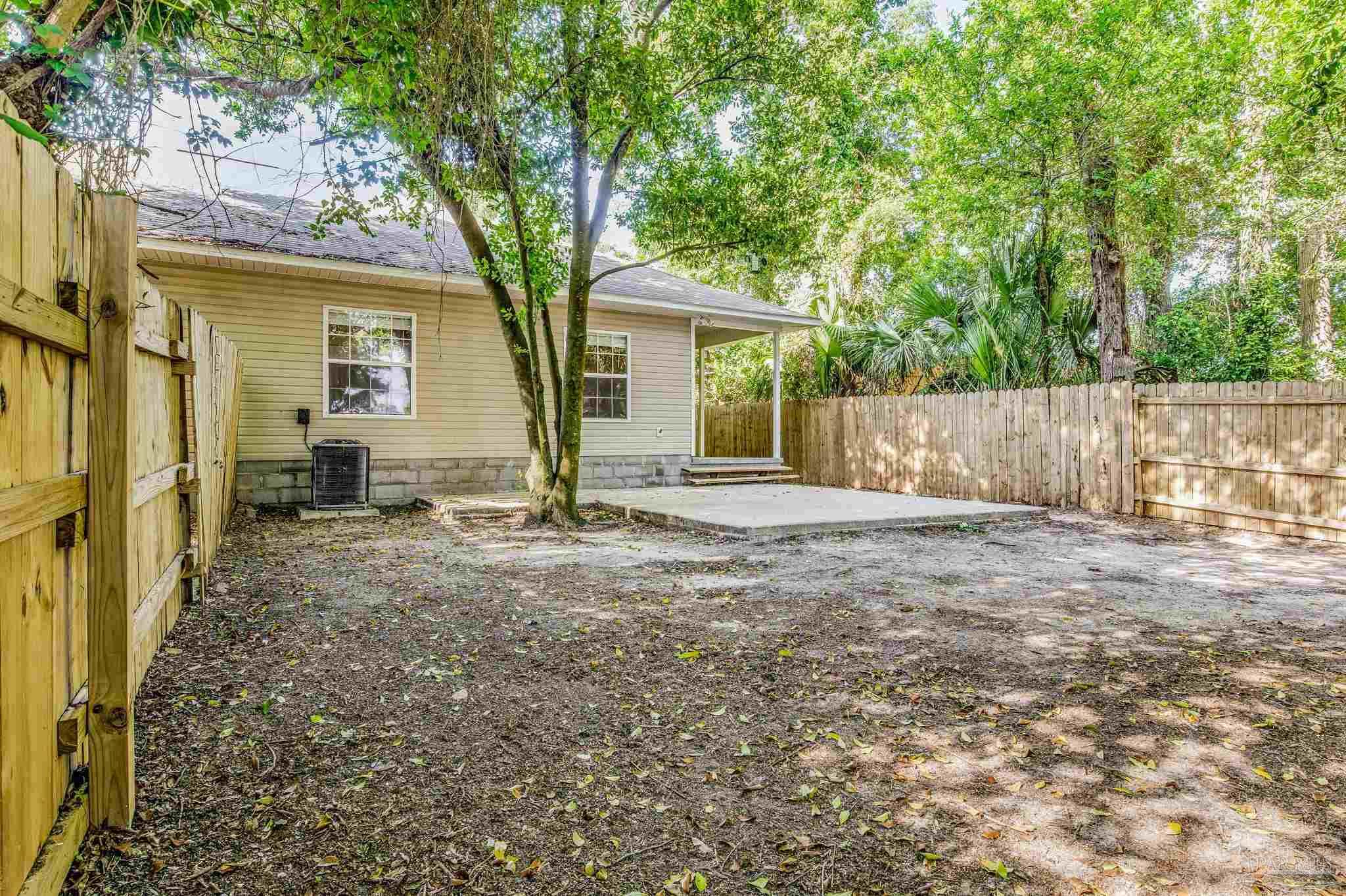 3227 E Gonzales St