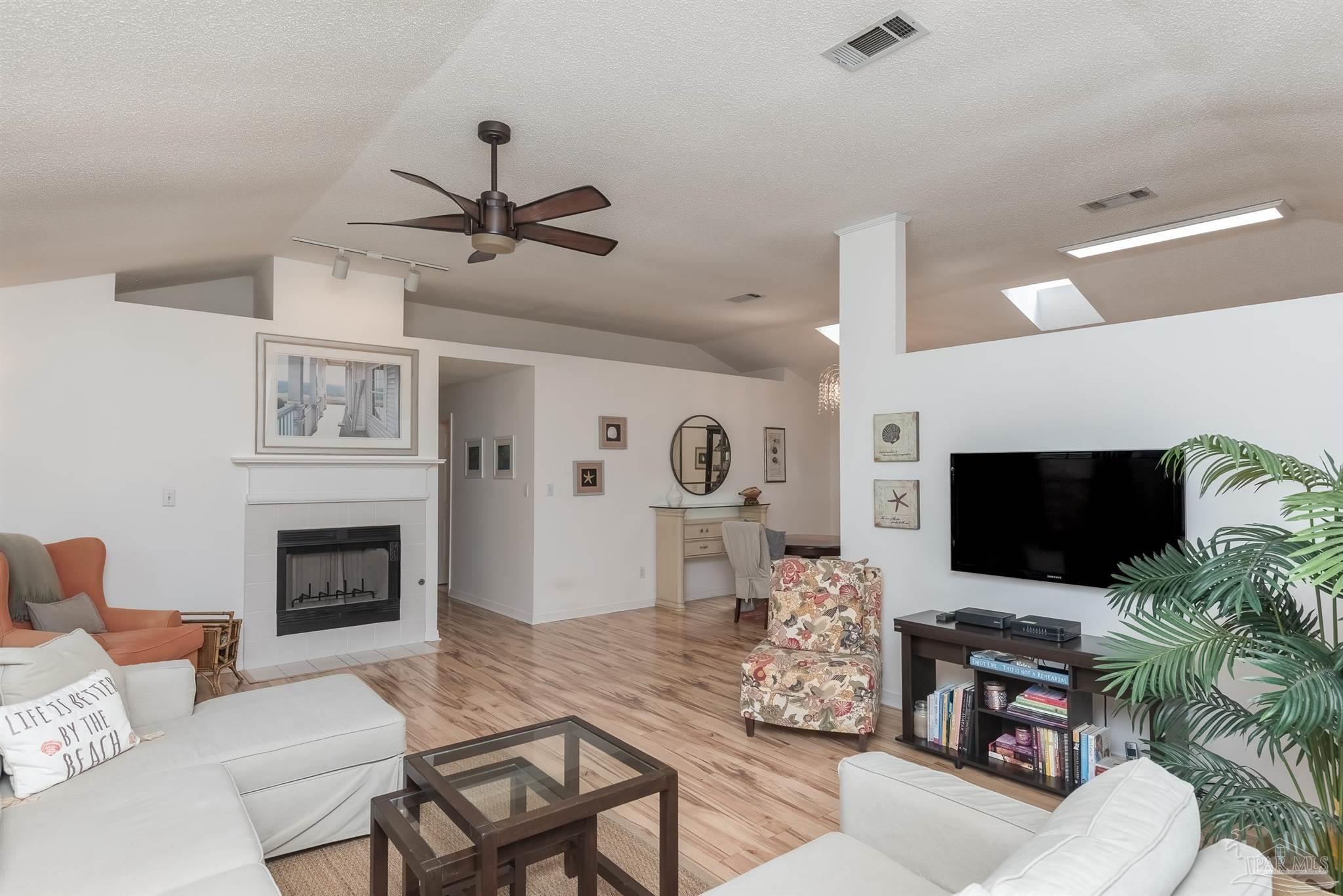 4324 Montage Dr
