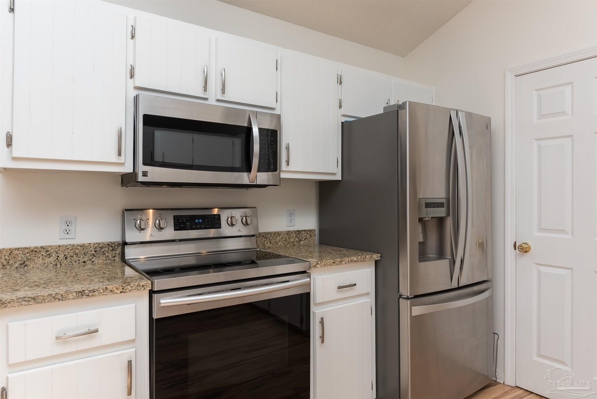 4324 Montage Dr