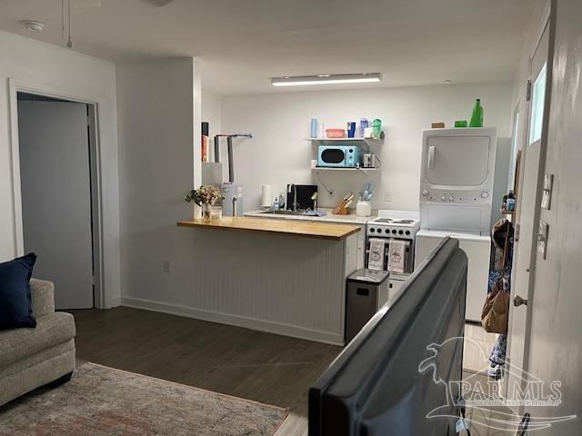 106 Ellis Dr # 3