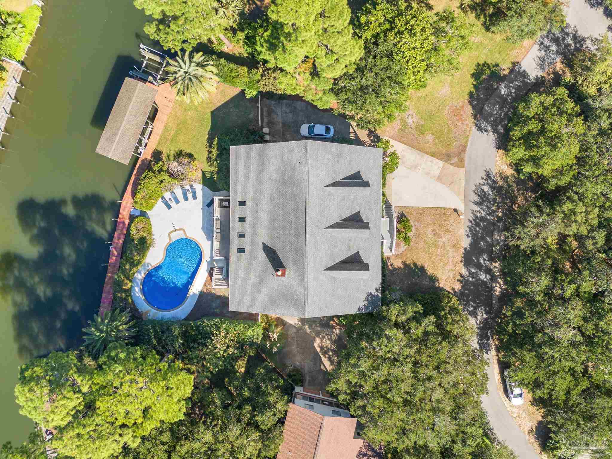 4741 Chinquapin Dr