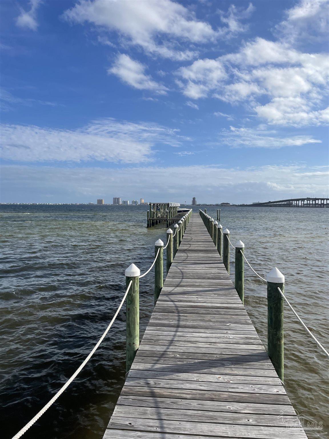 1191 Gulf Breeze Pkwy