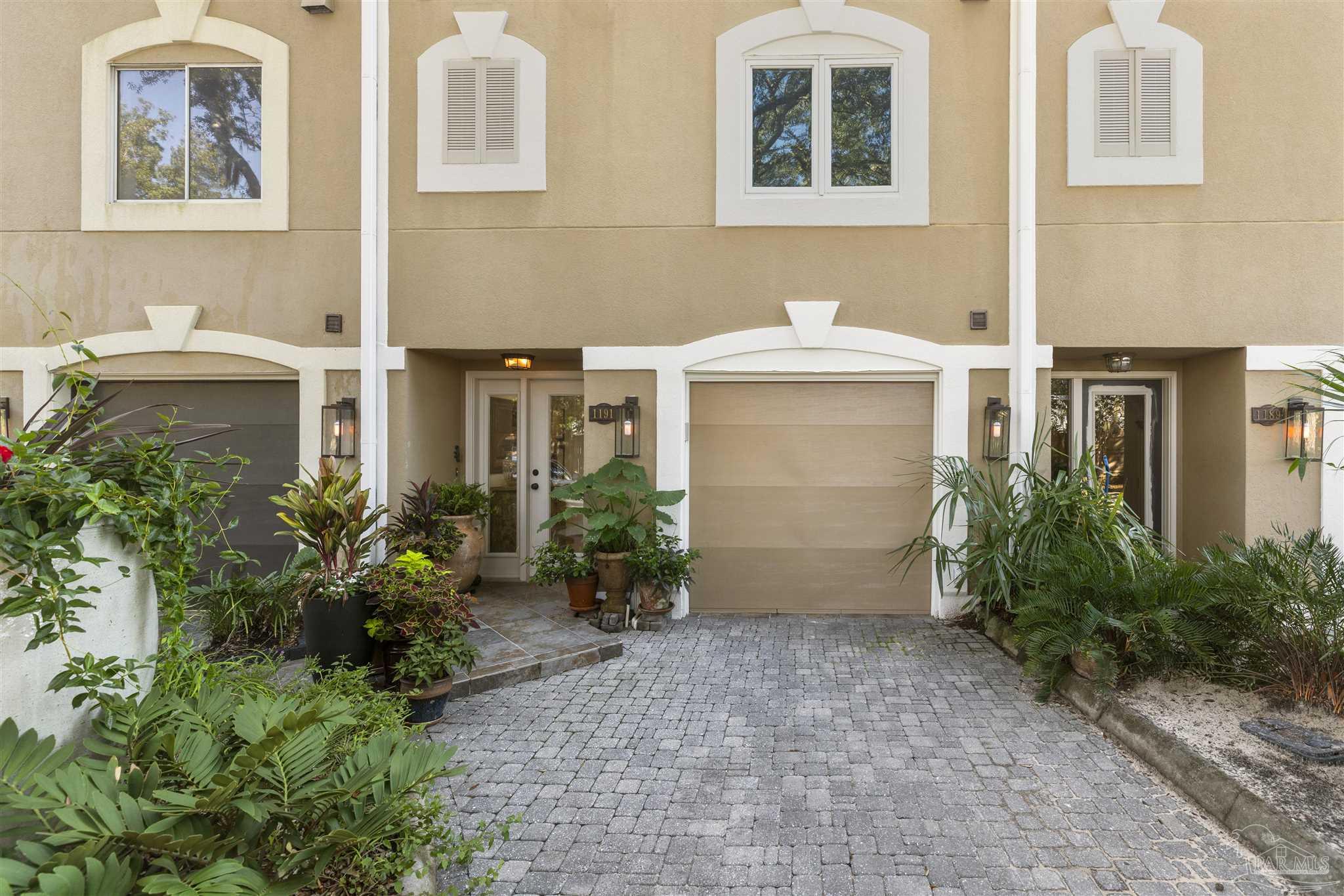 1191 Gulf Breeze Pkwy