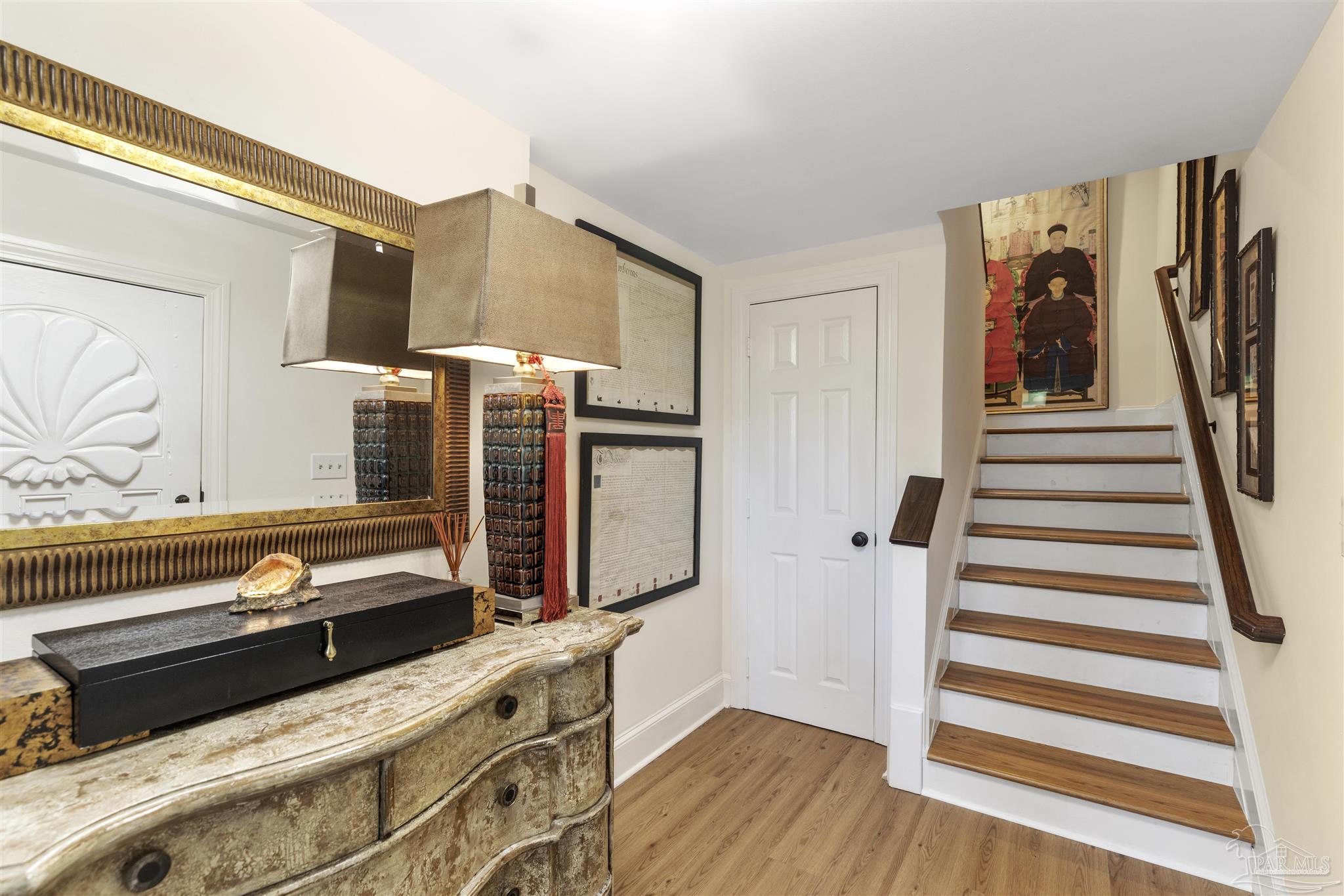 1191 Gulf Breeze Pkwy