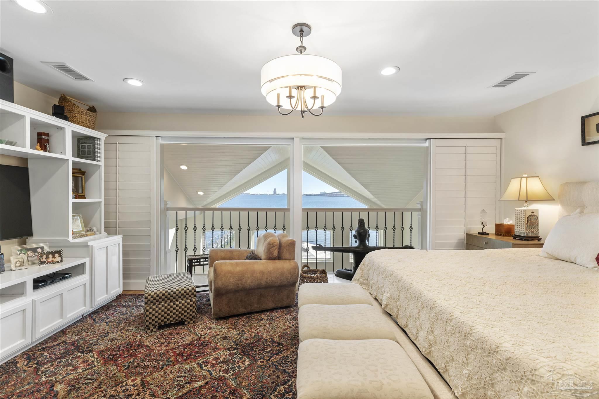 1191 Gulf Breeze Pkwy