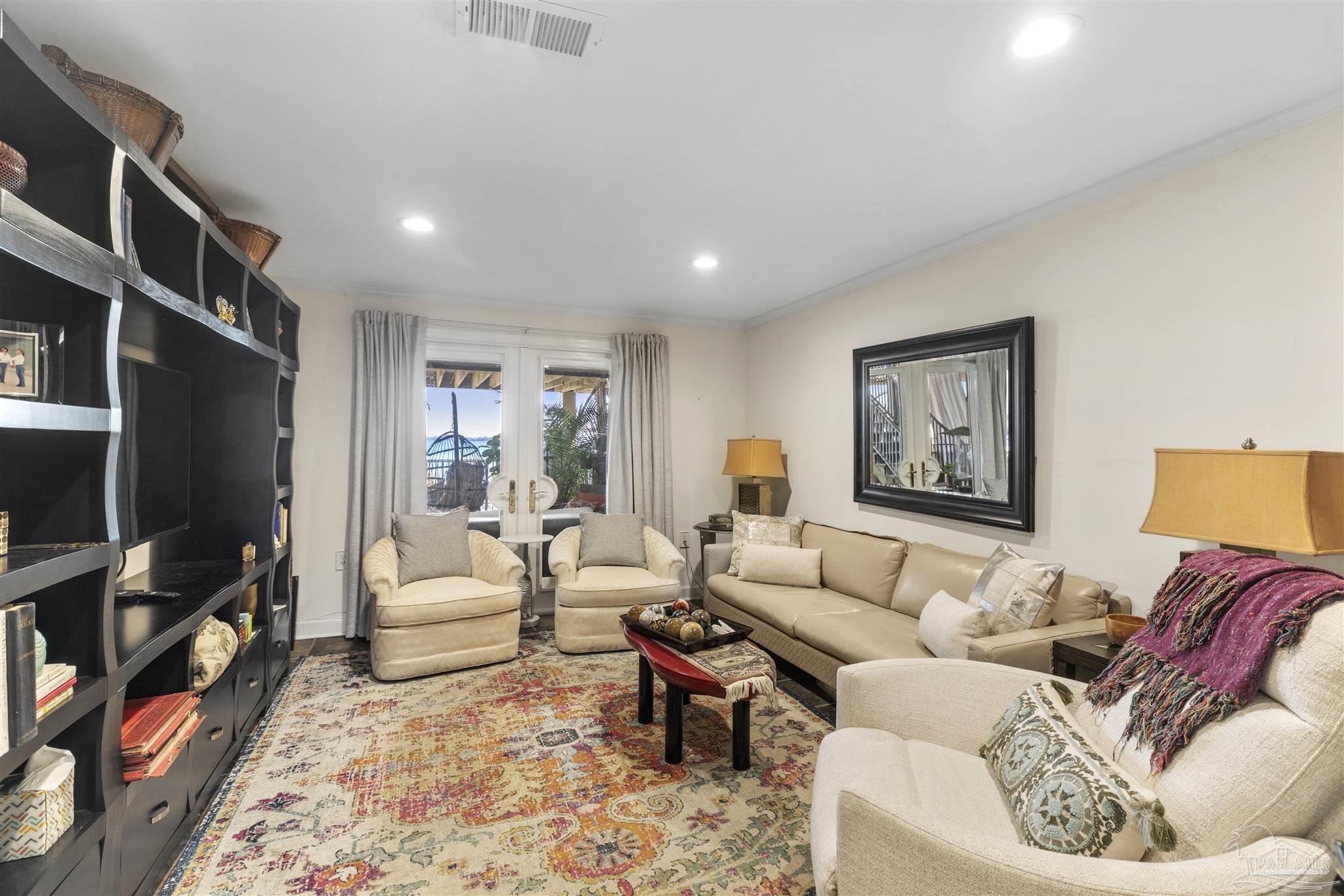1191 Gulf Breeze Pkwy