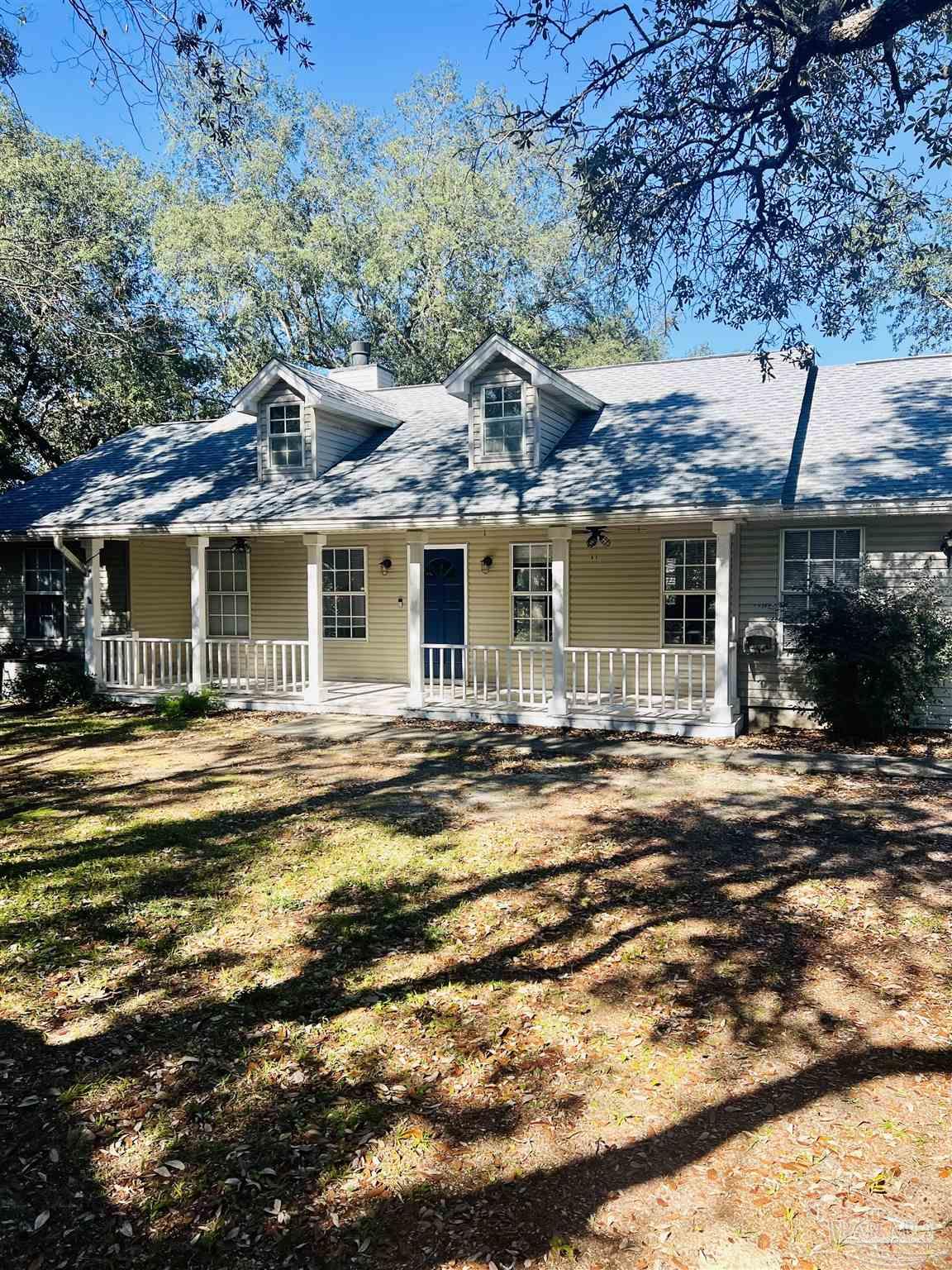 6880 Andalusian Ct