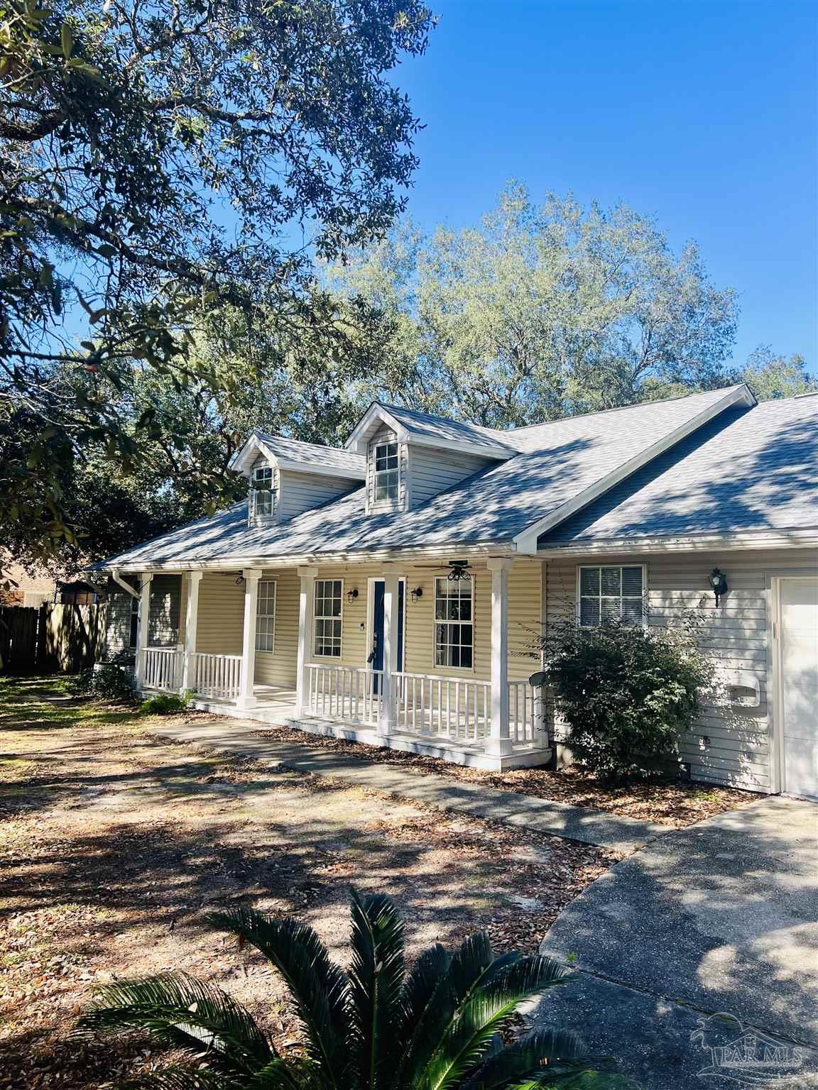 6880 Andalusian Ct