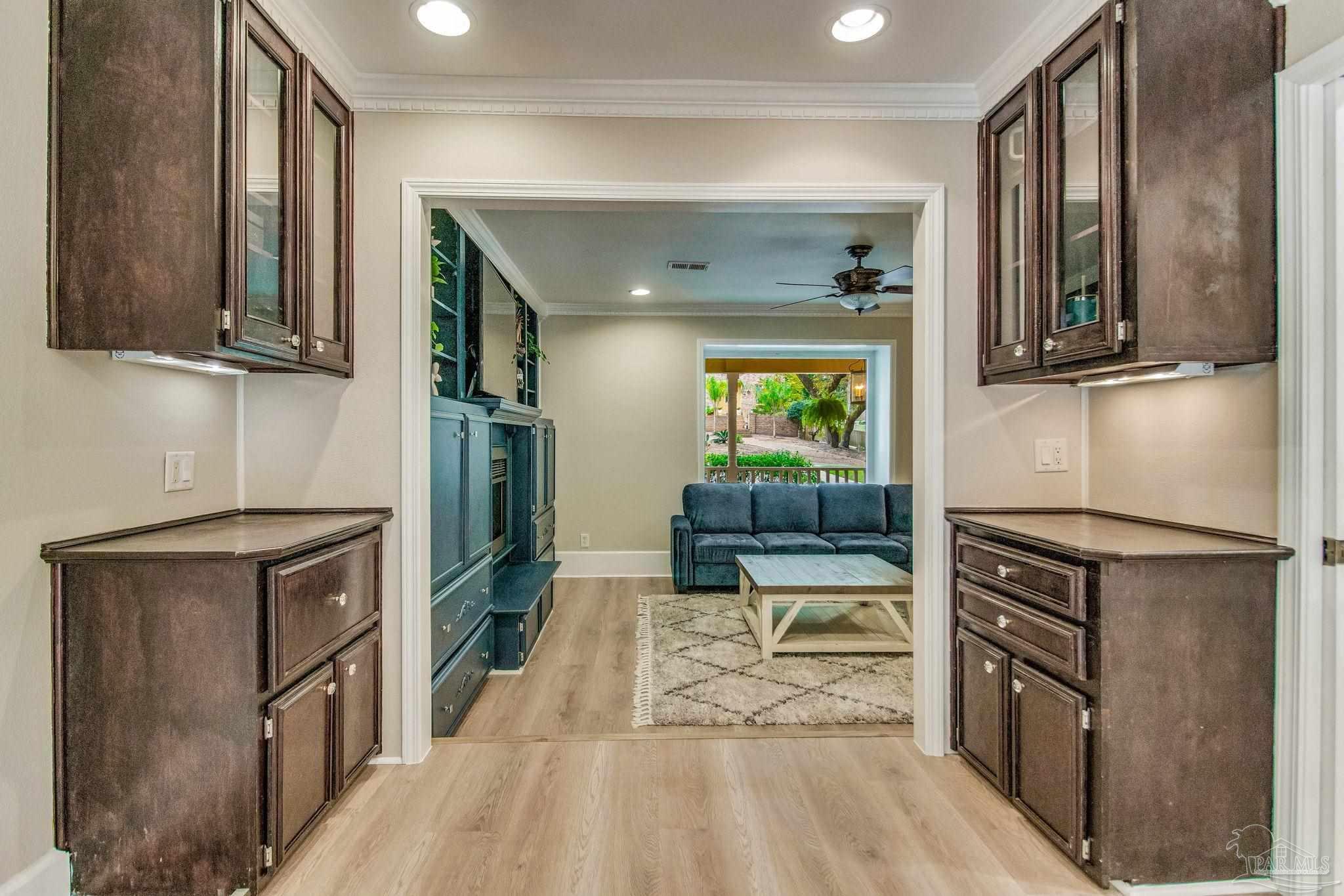 4675 Baywoods Dr