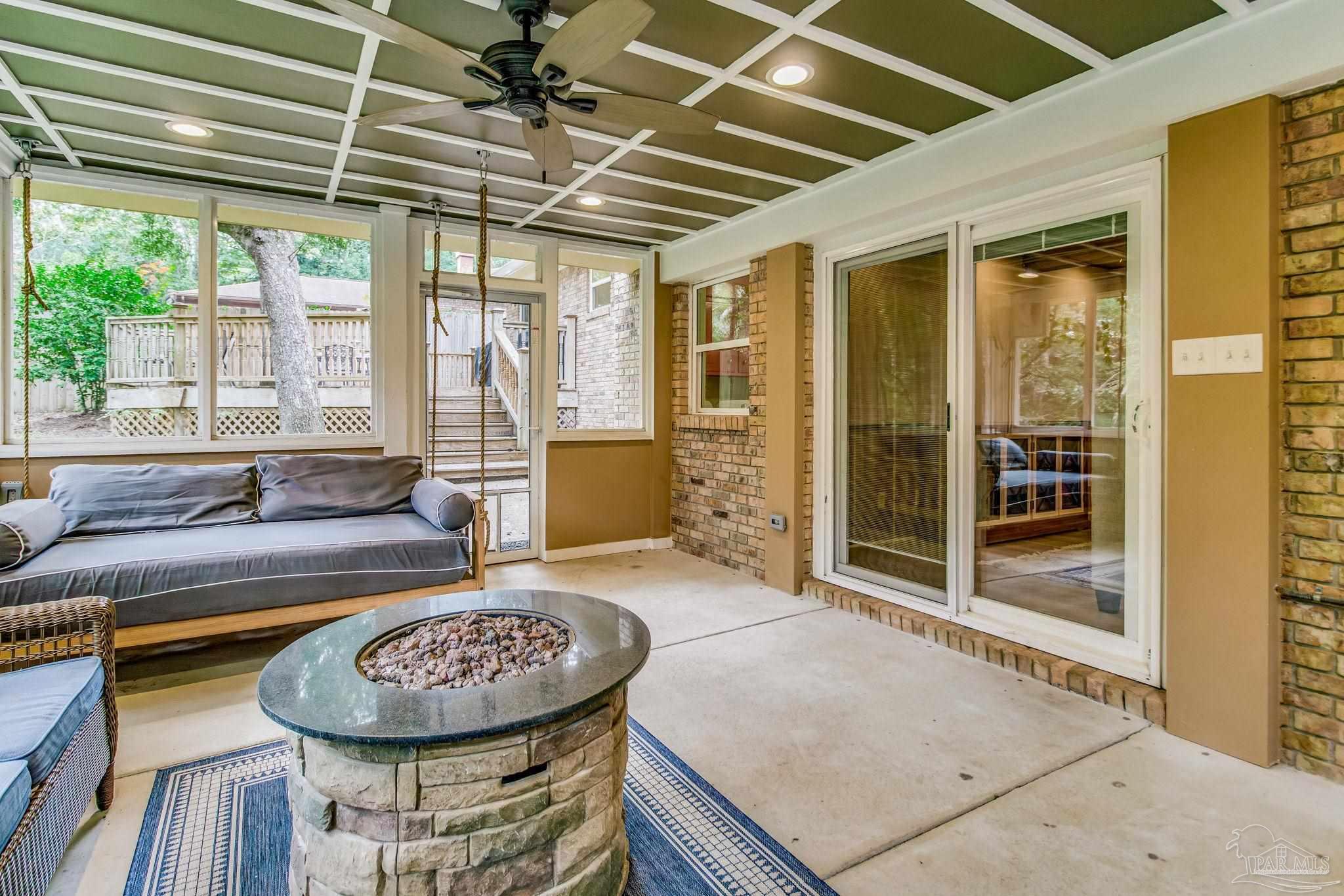 4675 Baywoods Dr