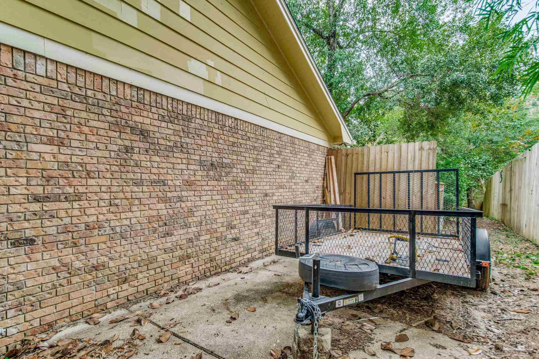4675 Baywoods Dr