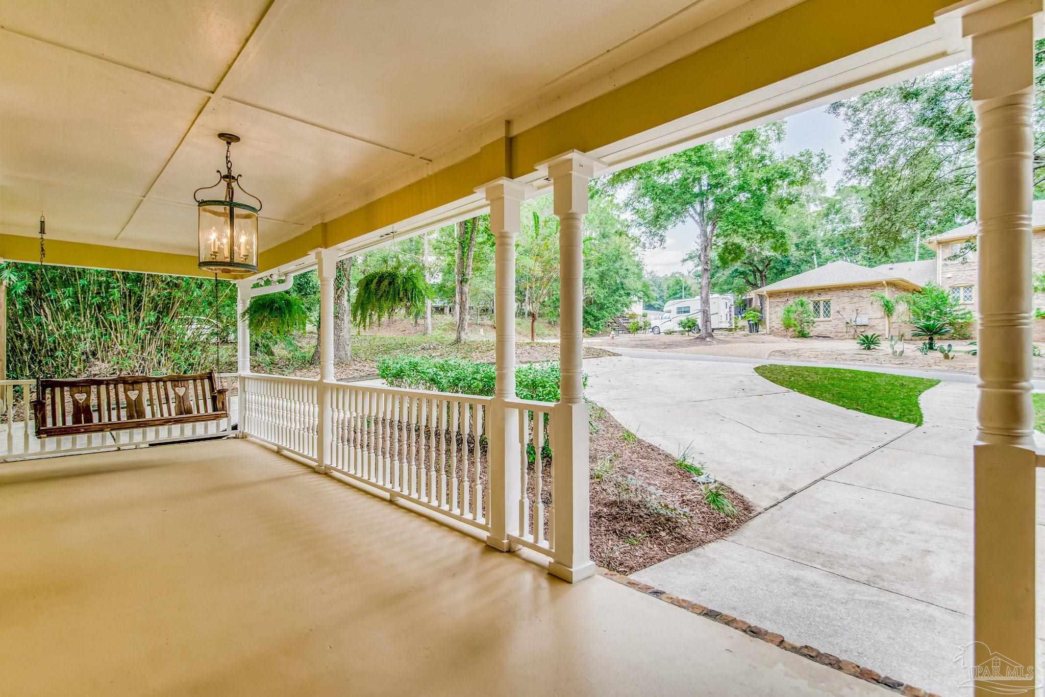 4675 Baywoods Dr