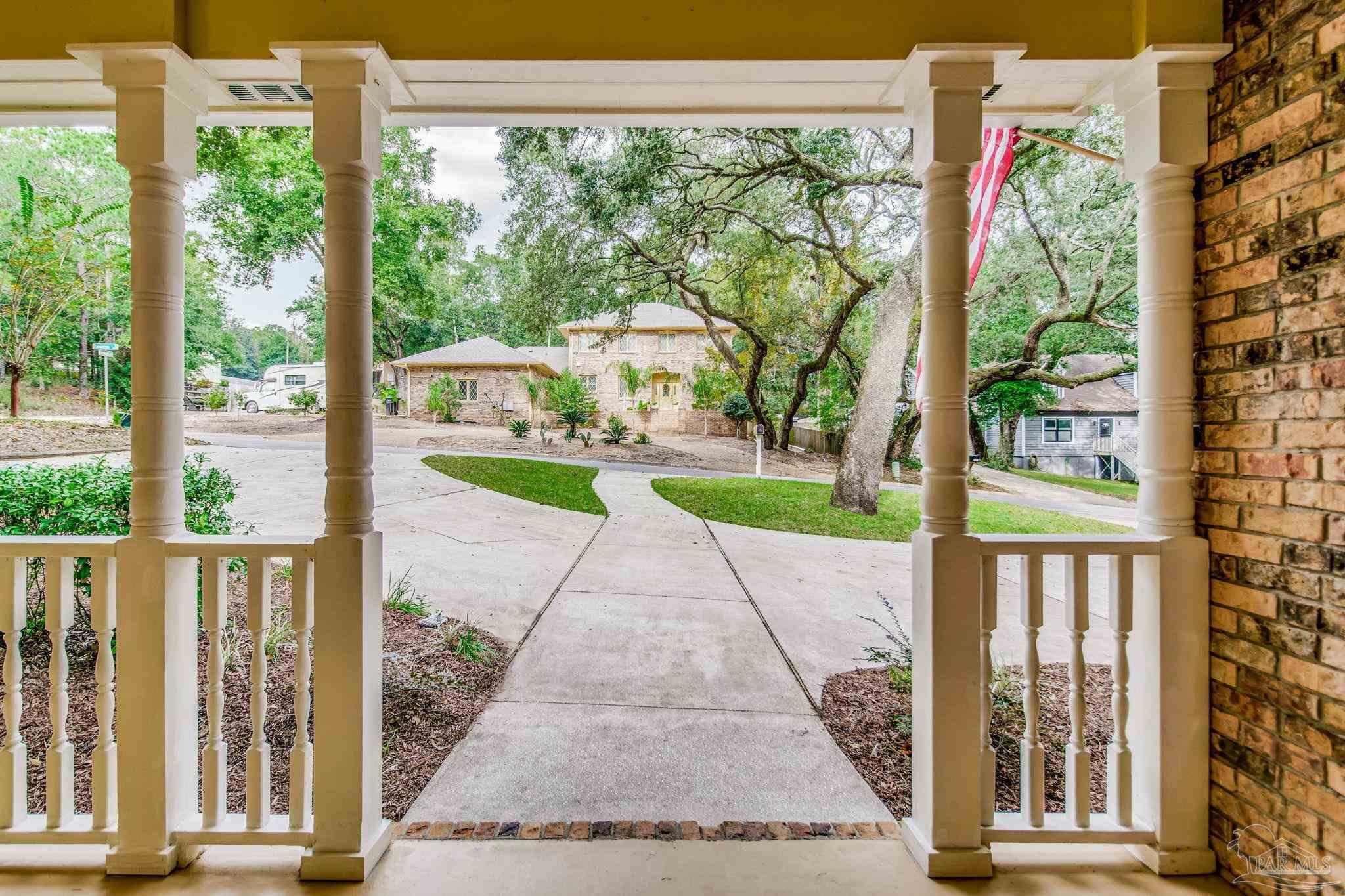 4675 Baywoods Dr