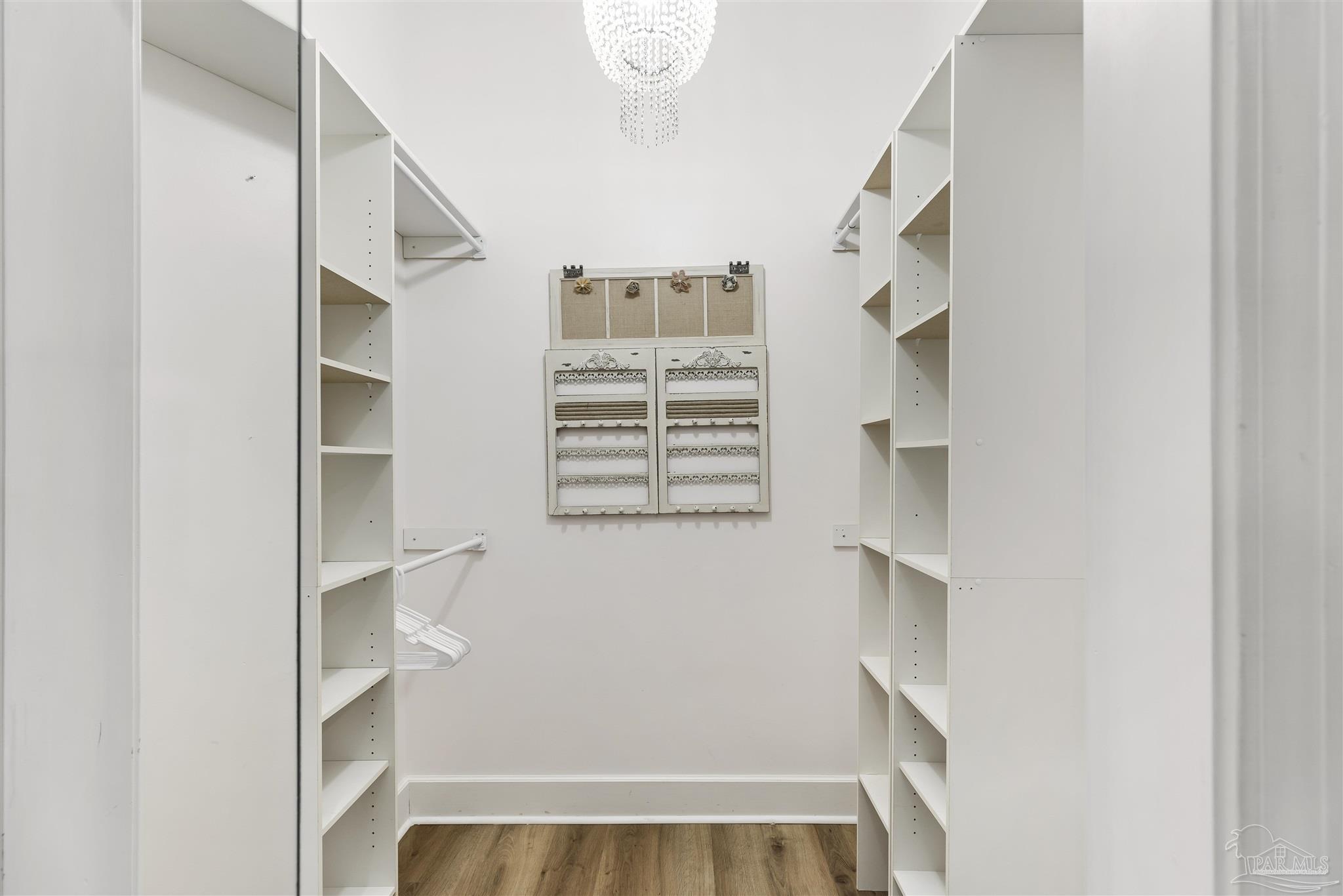 206 Panferio Dr