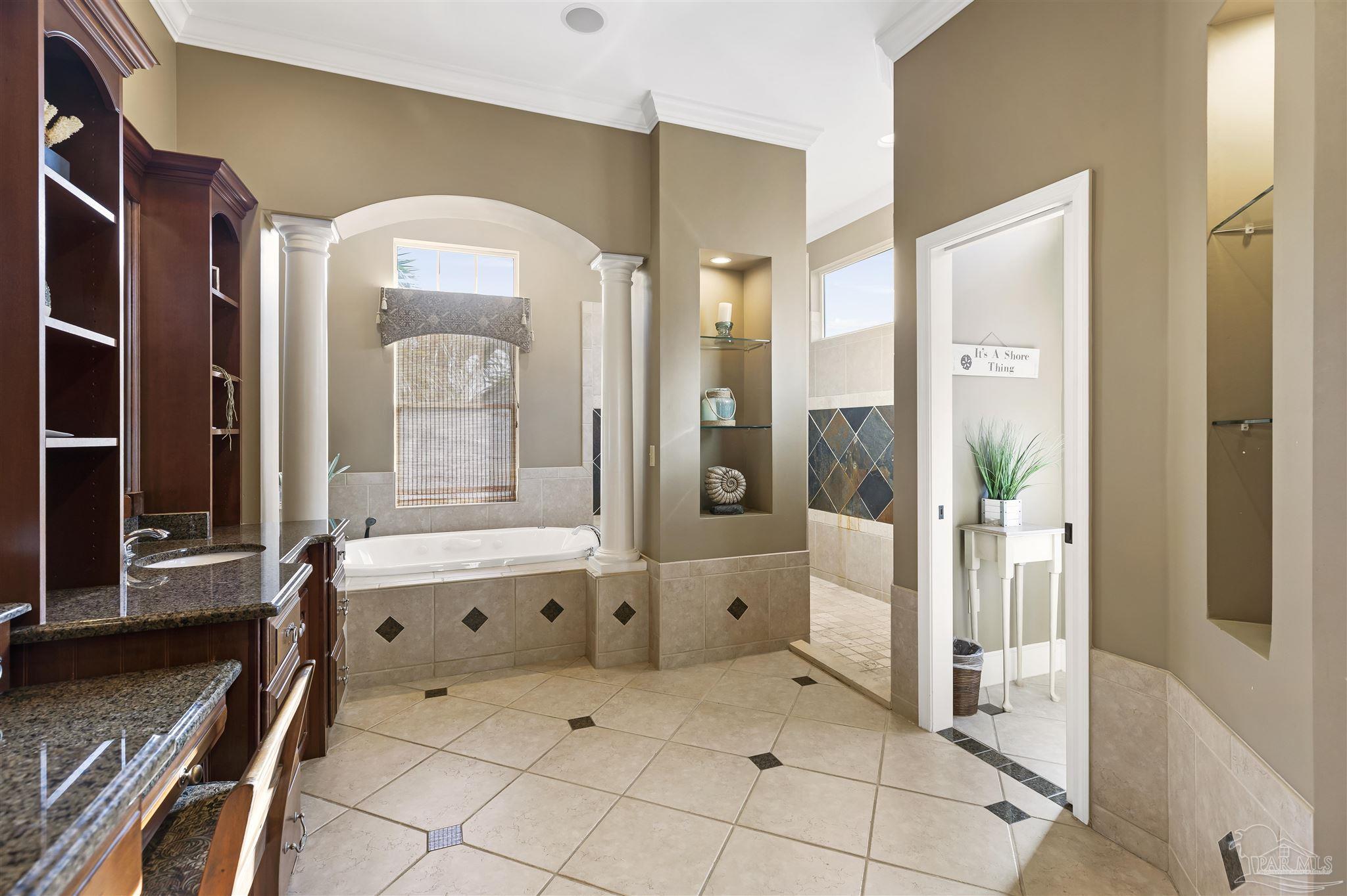 206 Panferio Dr