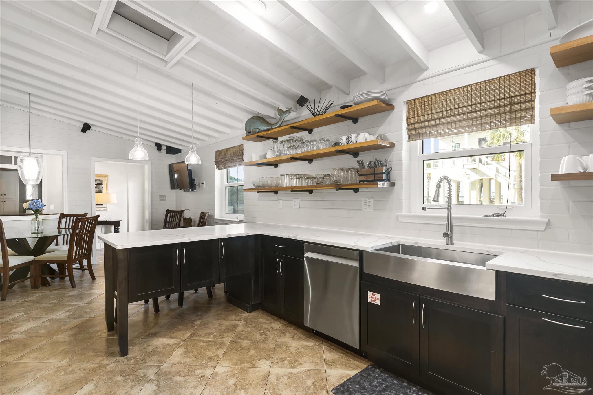 206 Panferio Dr