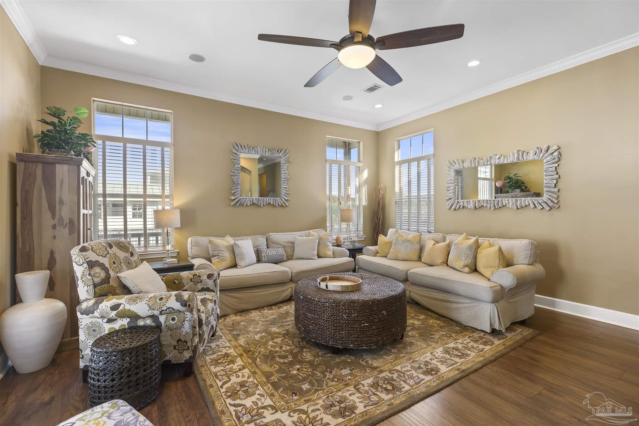 206 Panferio Dr