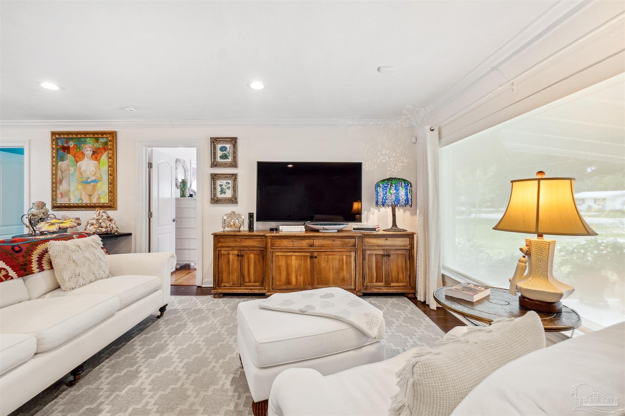 304 Norwich Dr