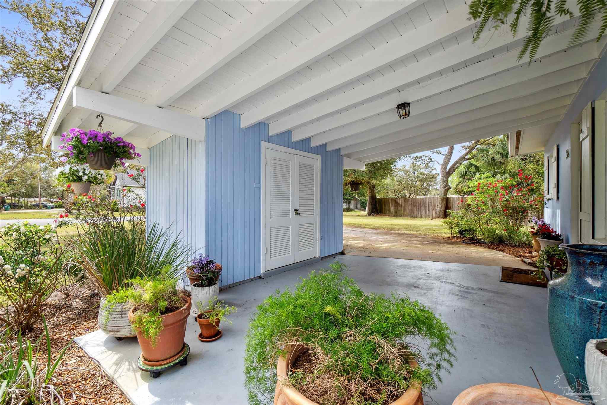 304 Norwich Dr