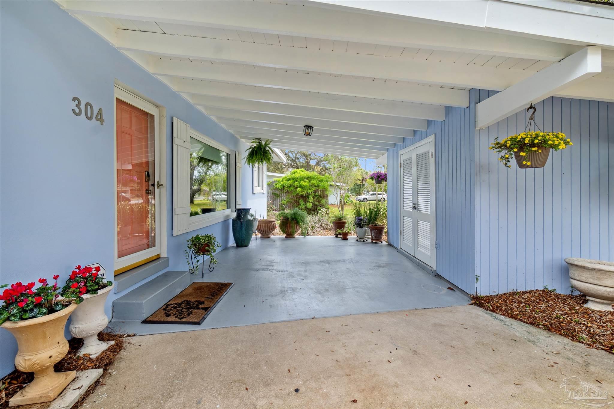 304 Norwich Dr