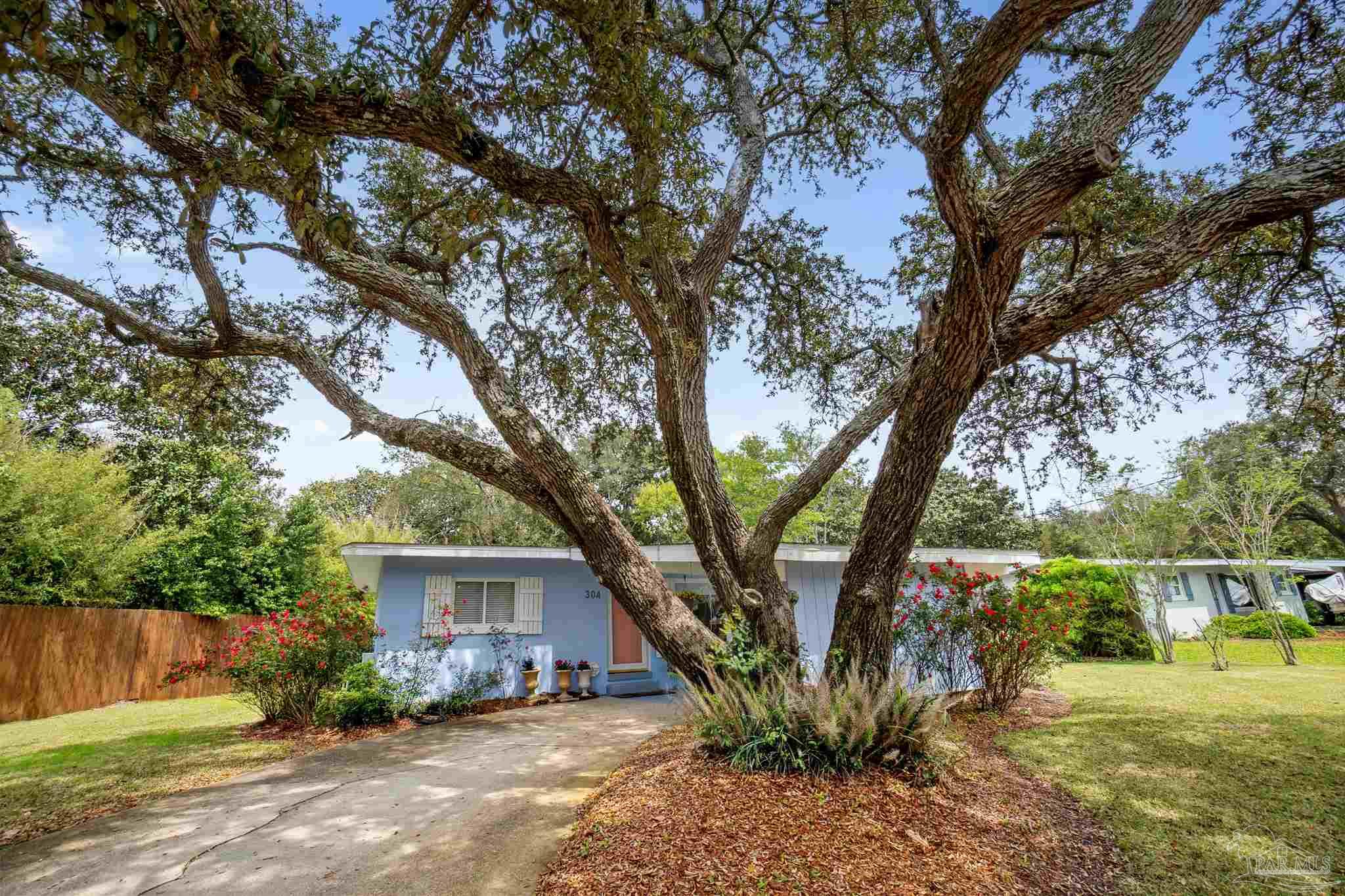 304 Norwich Dr
