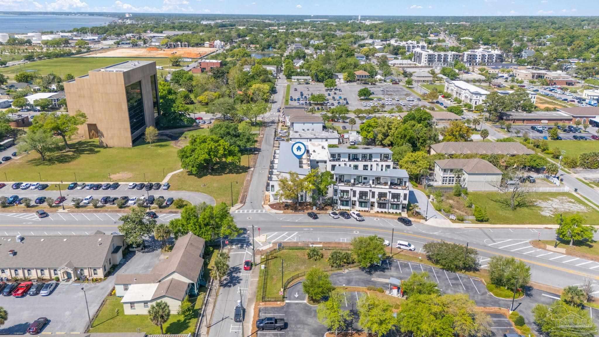 202 W Intendencia St