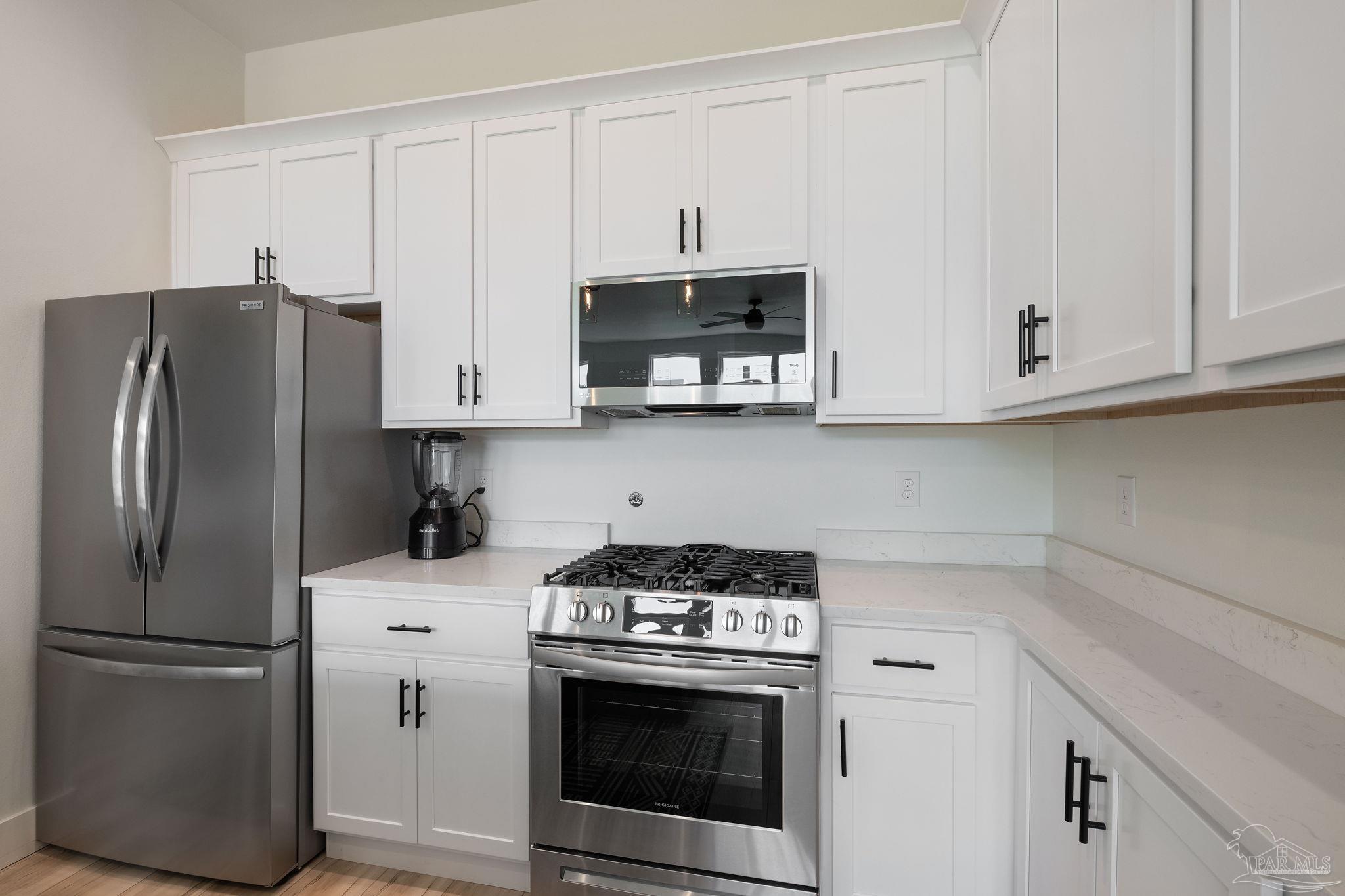 202 W Intendencia St