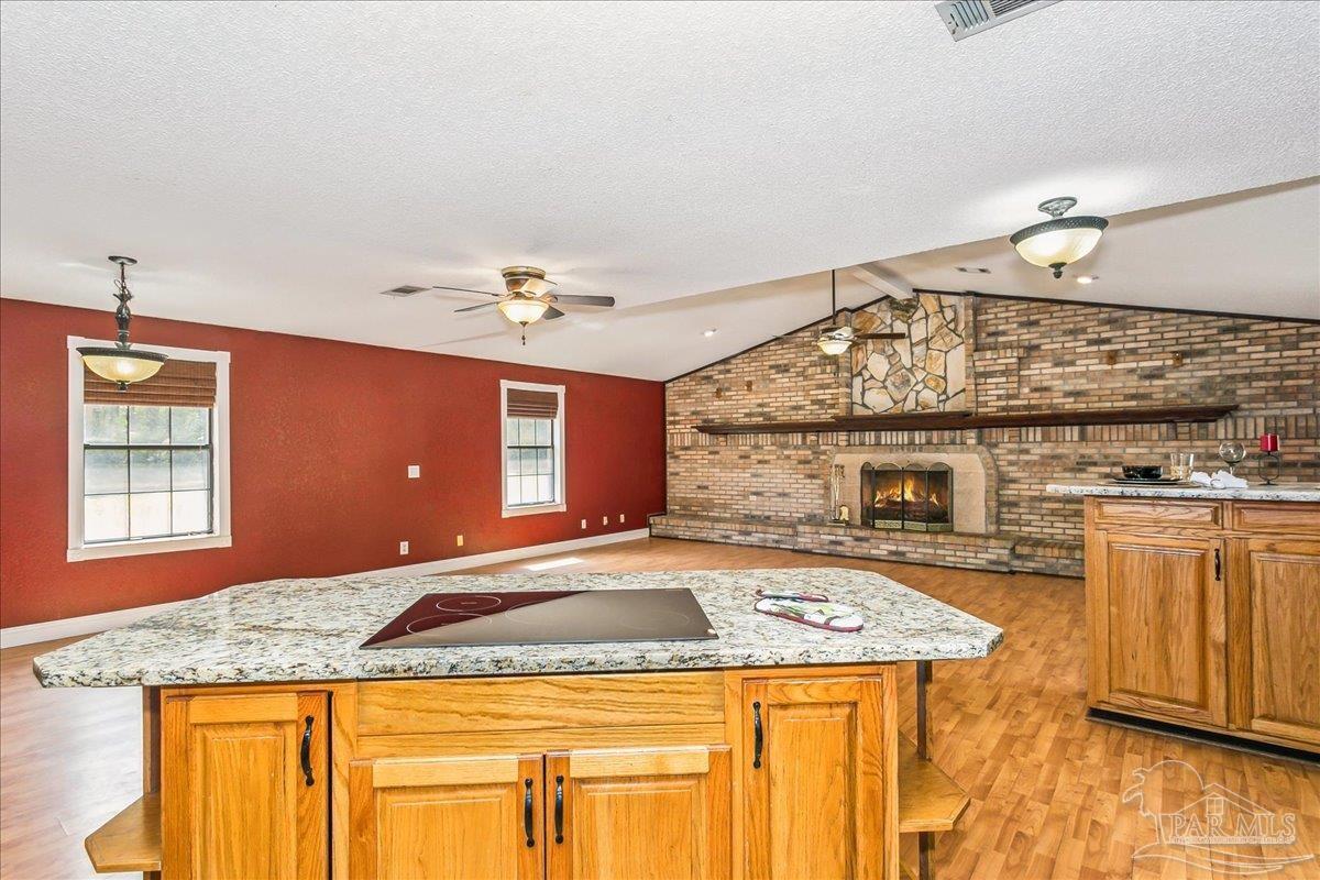 5322 Richard Rd