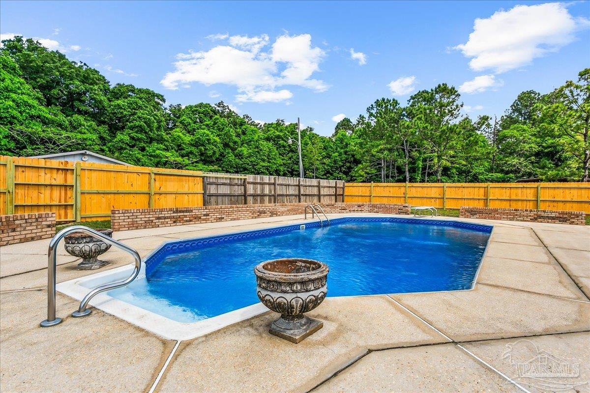 5322 Richard Rd