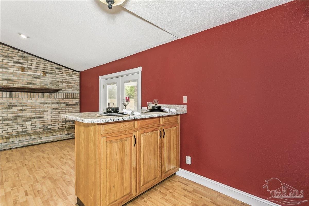 5322 Richard Rd