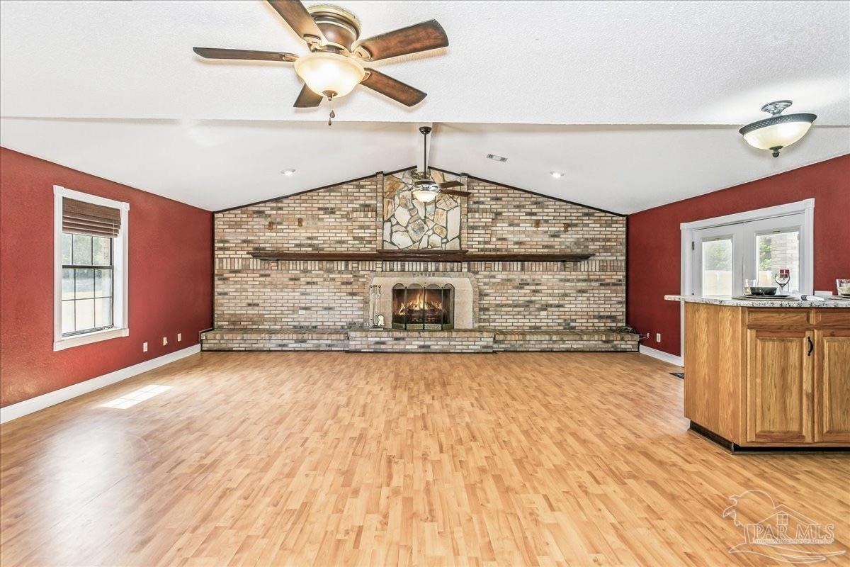 5322 Richard Rd