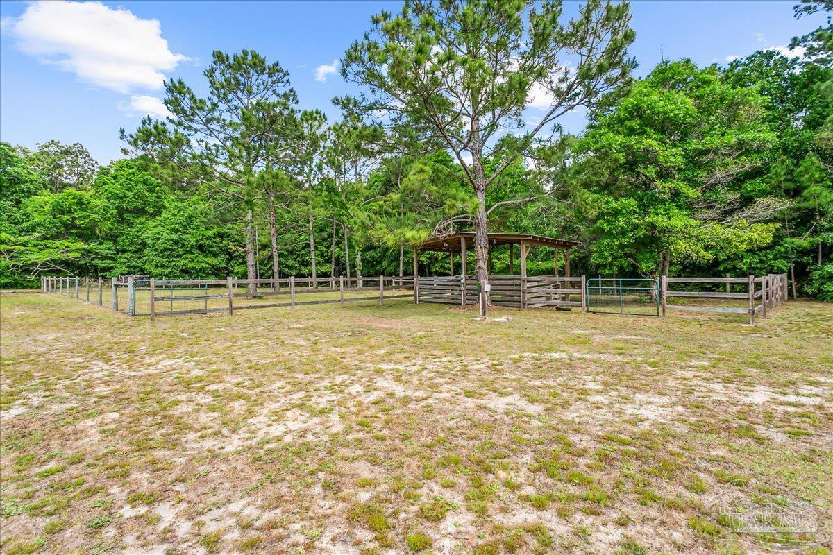 5322 Richard Rd