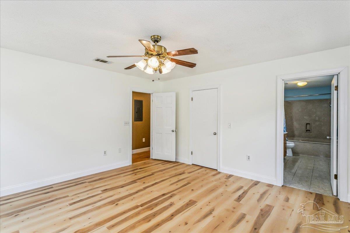 5322 Richard Rd