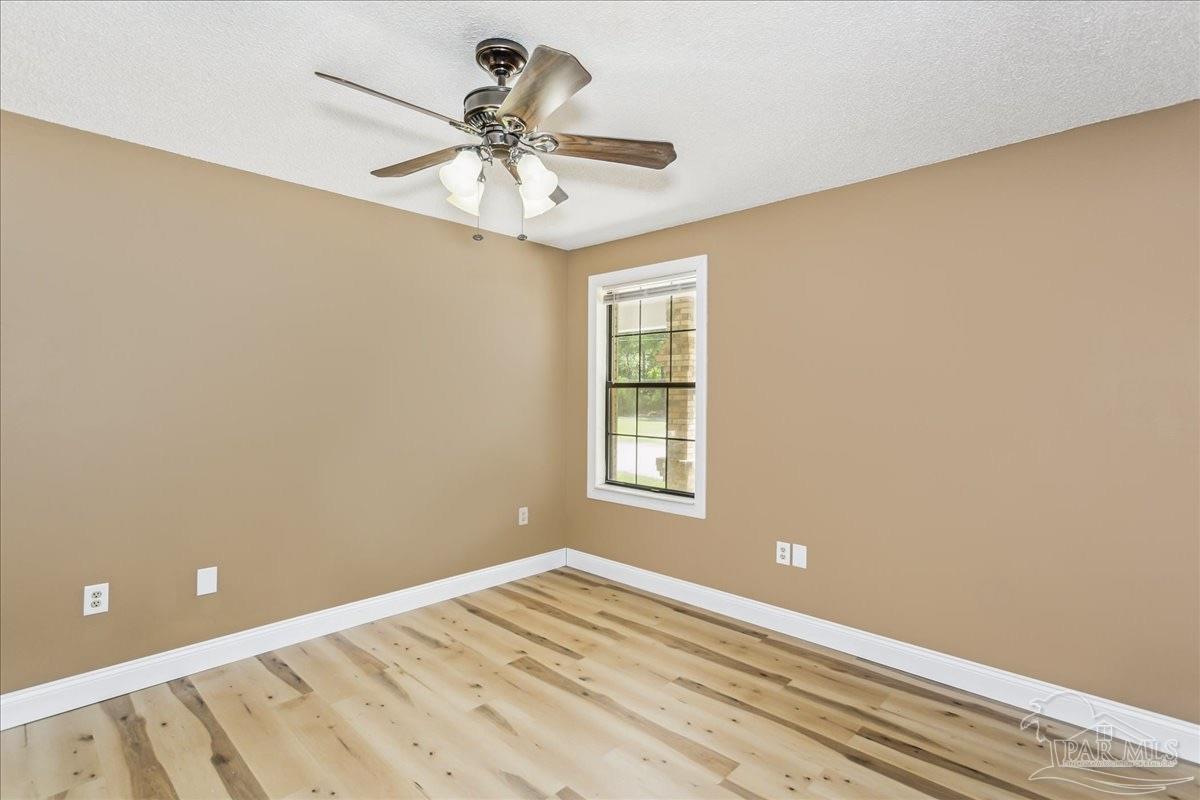 5322 Richard Rd