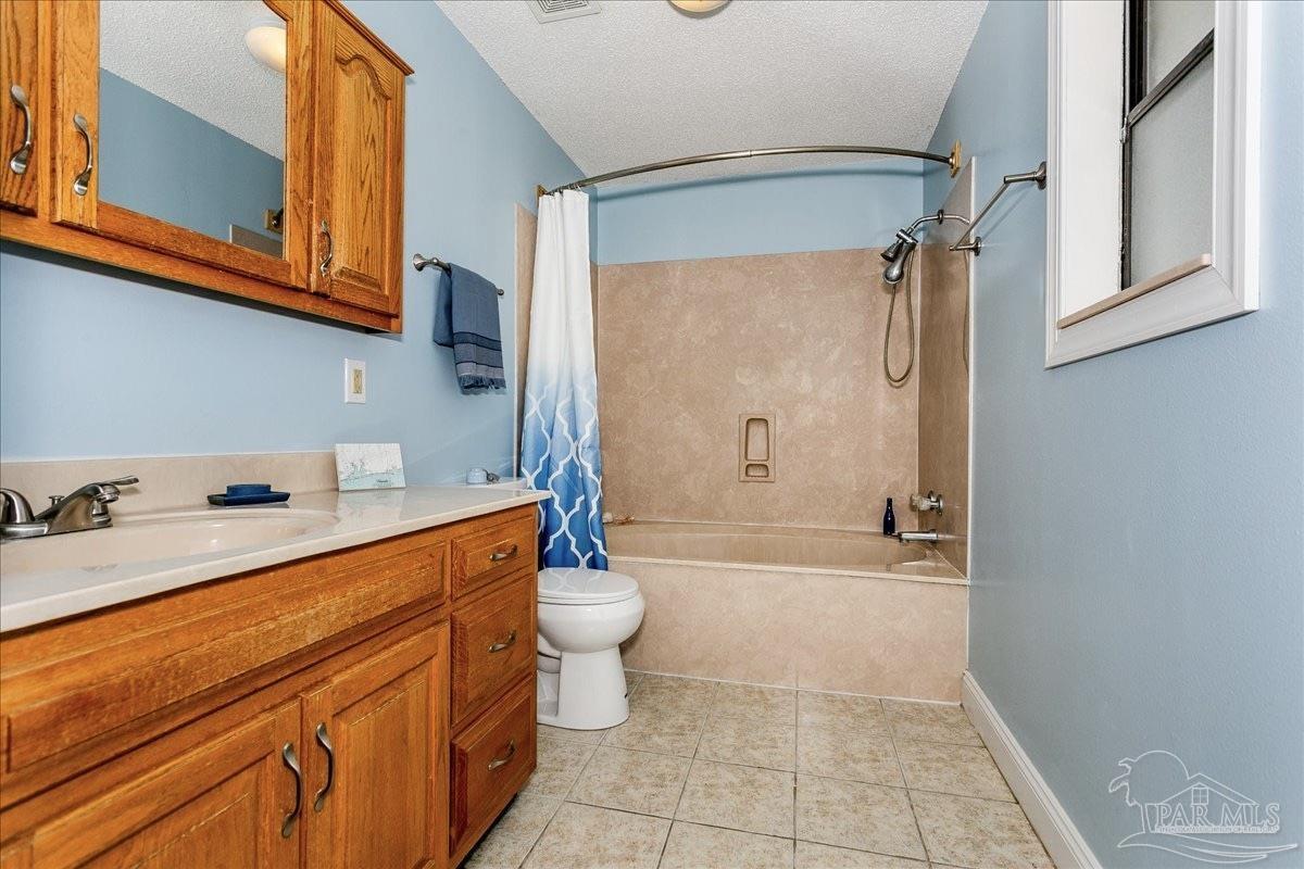 5322 Richard Rd