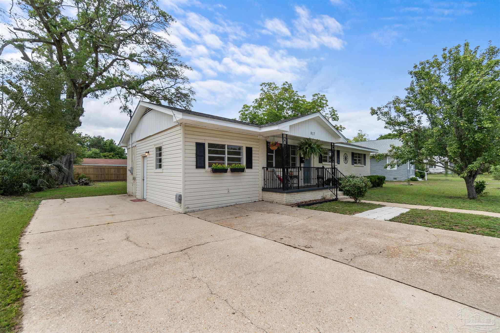 817 Watson Ave