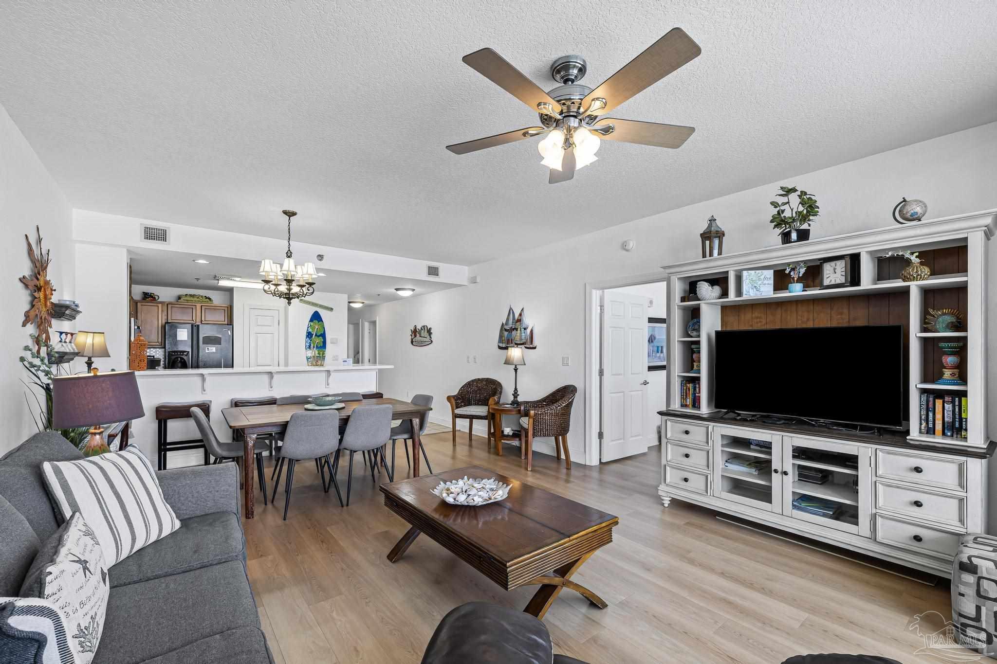 850 Ft Pickens Rd # 1230