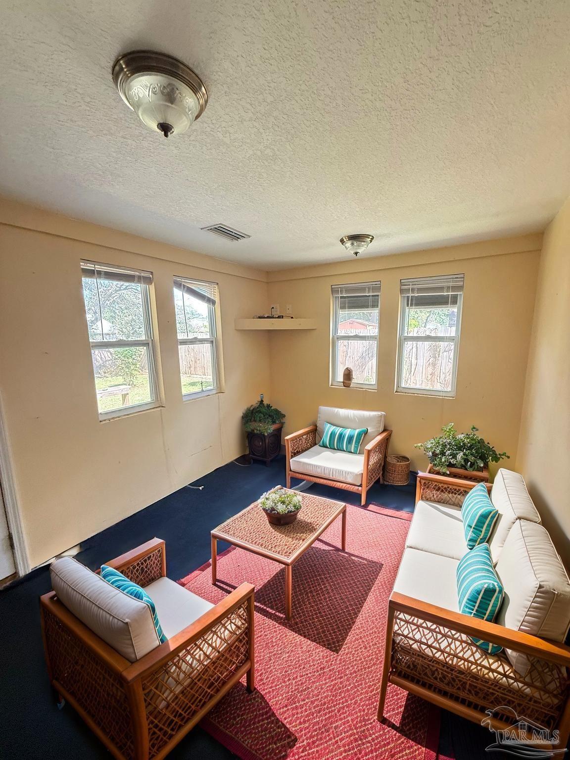 2626 Tinosa Cir
