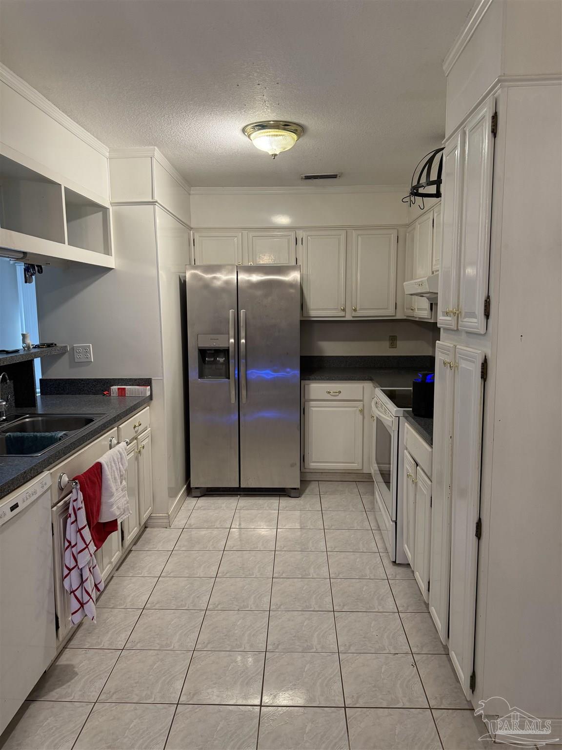 2626 Tinosa Cir