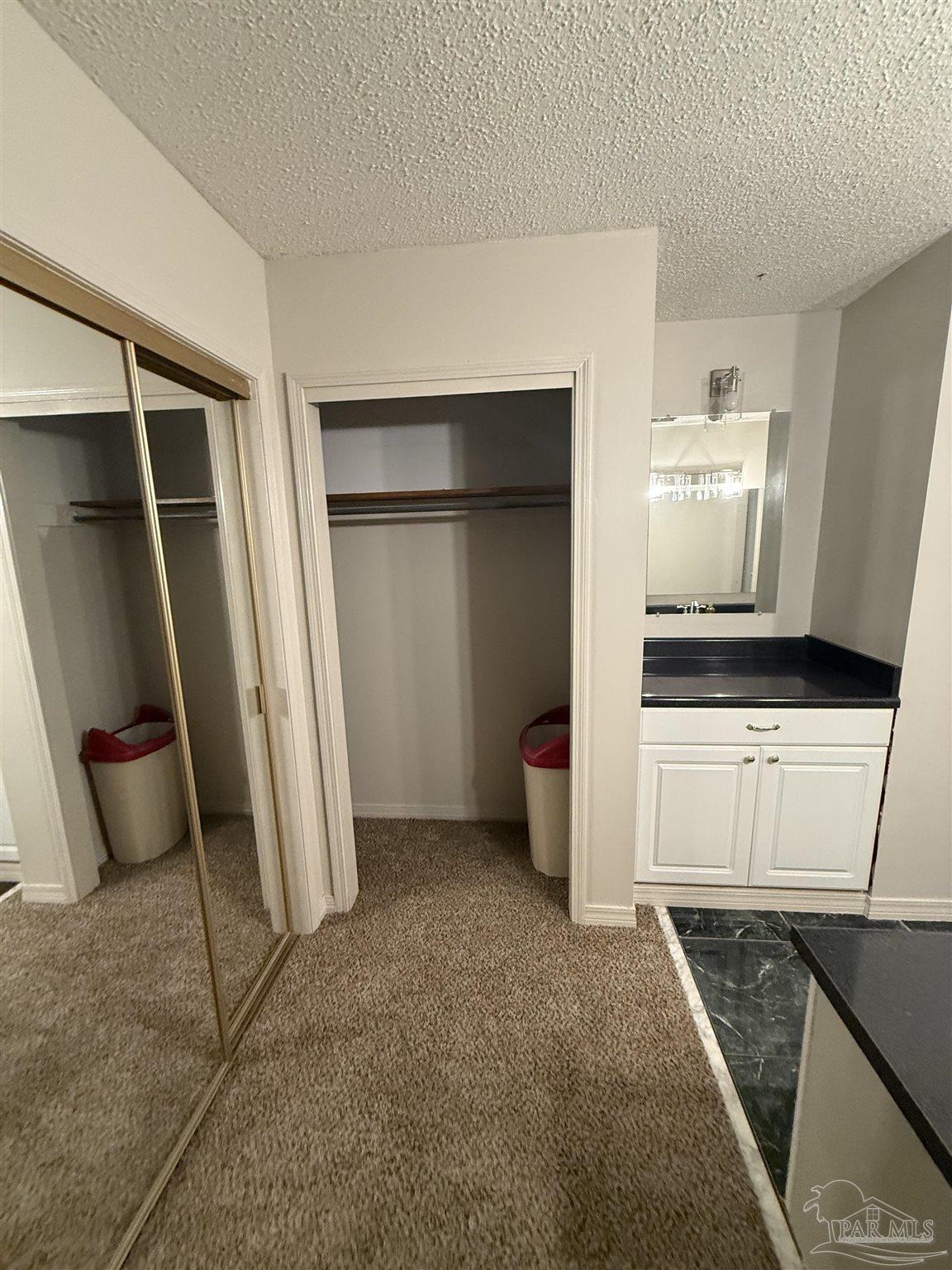 2626 Tinosa Cir