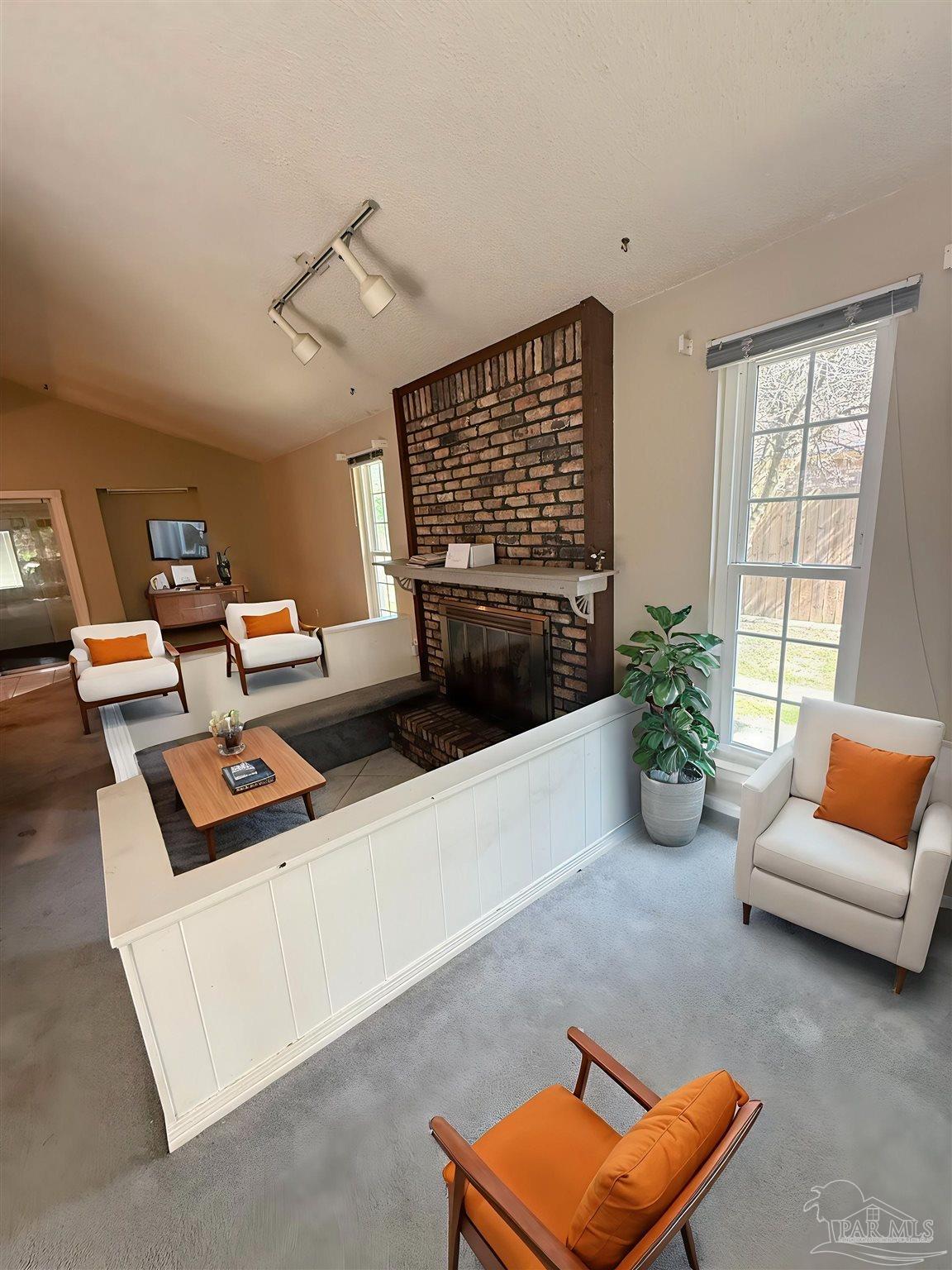 2626 Tinosa Cir