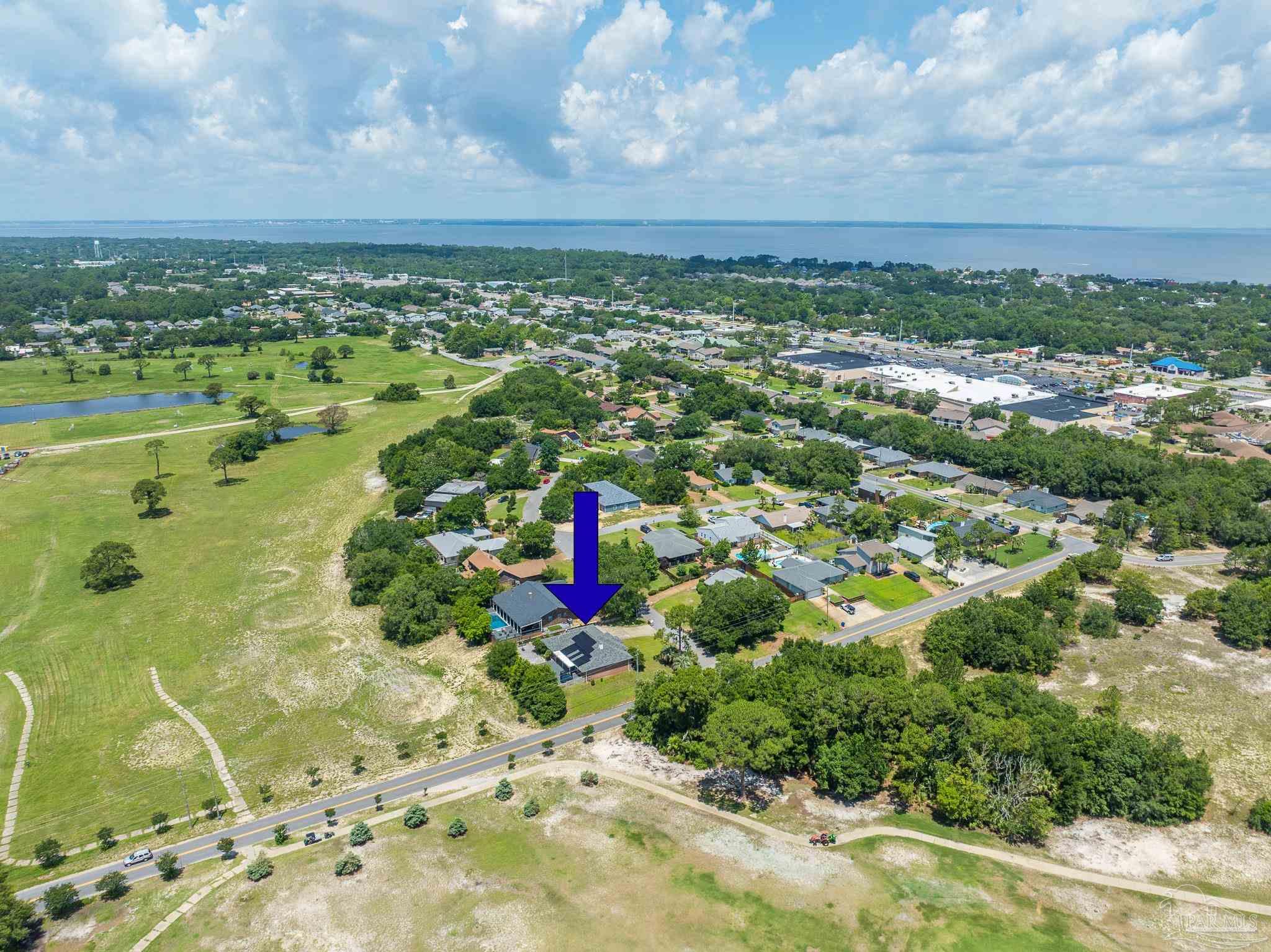 3377 Crestview Ln